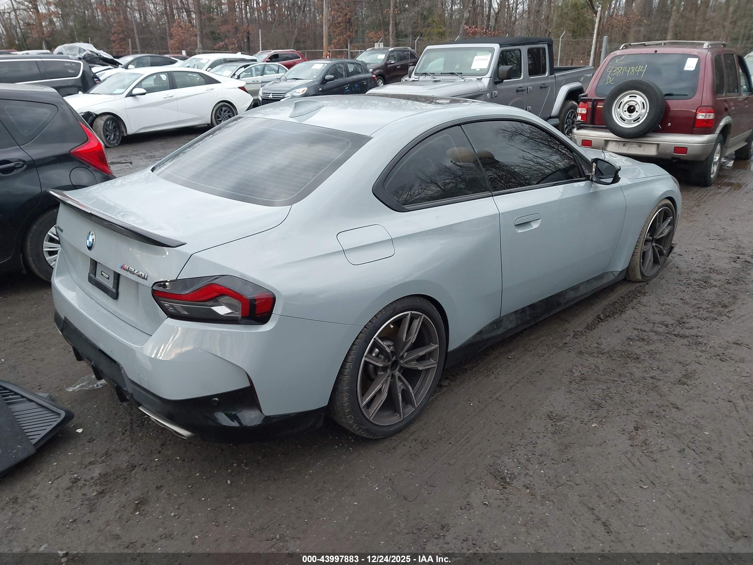 BMW M240 image 4