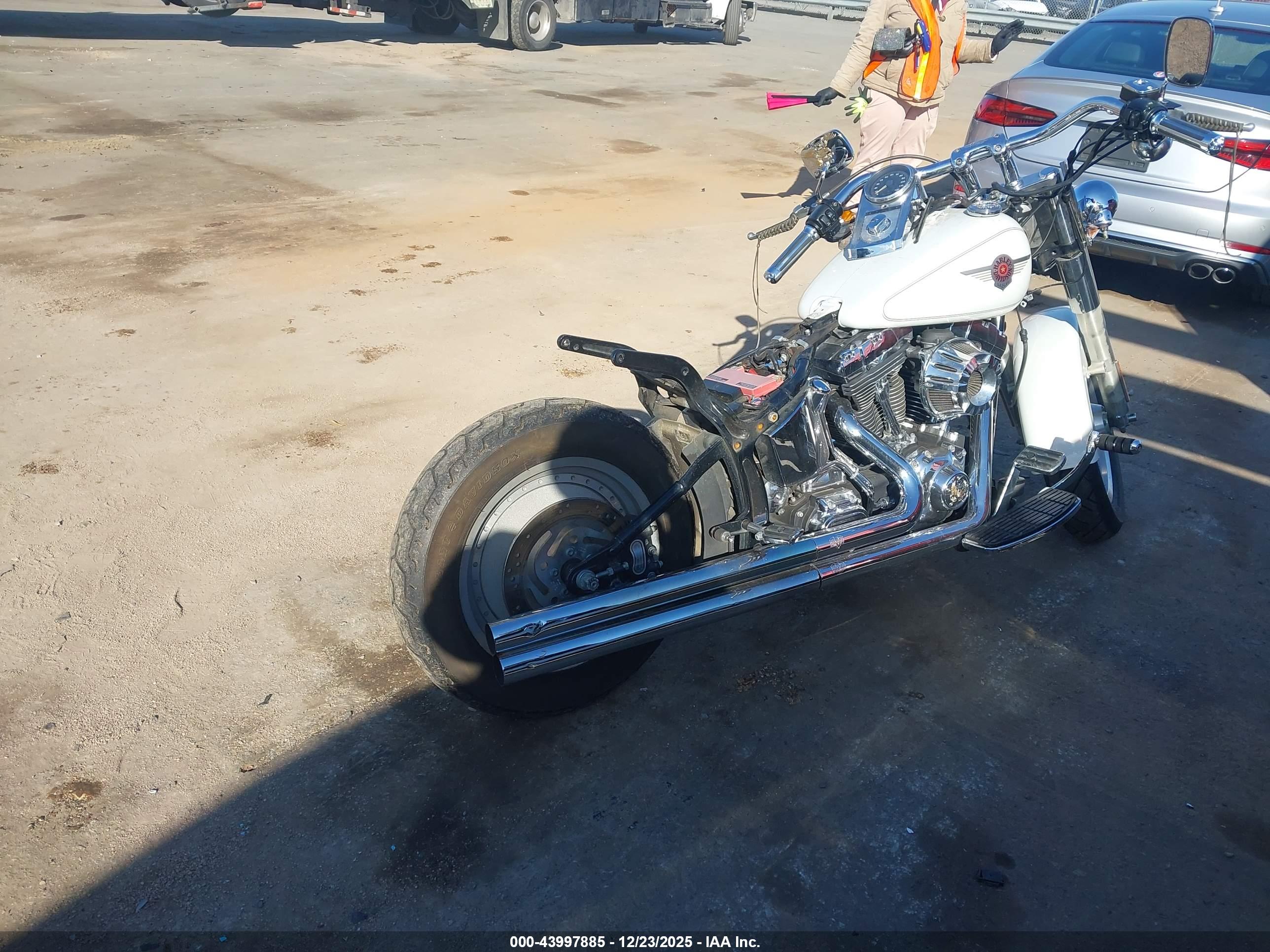 HARLEY-DAVIDSON FLSTF image 4