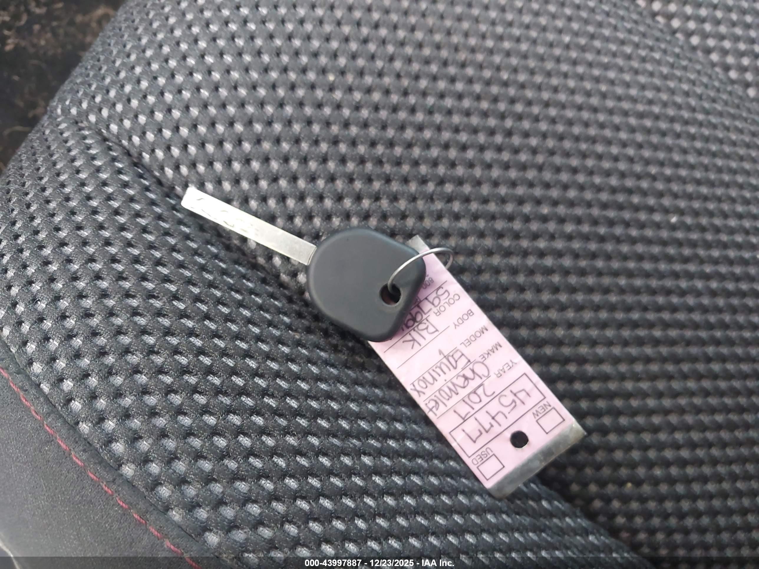 CHEVROLET EQUINOX image 11