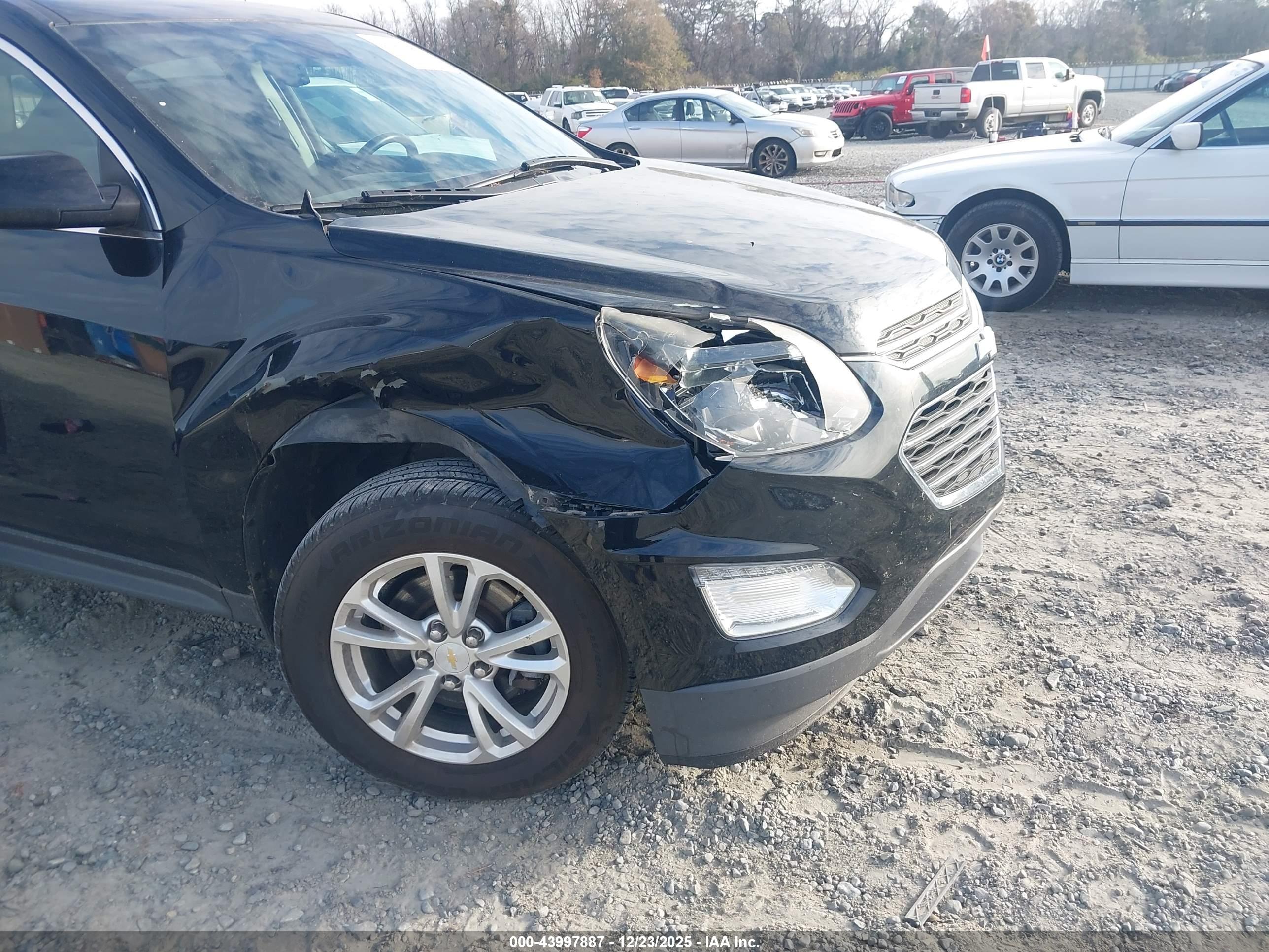 CHEVROLET EQUINOX image 6