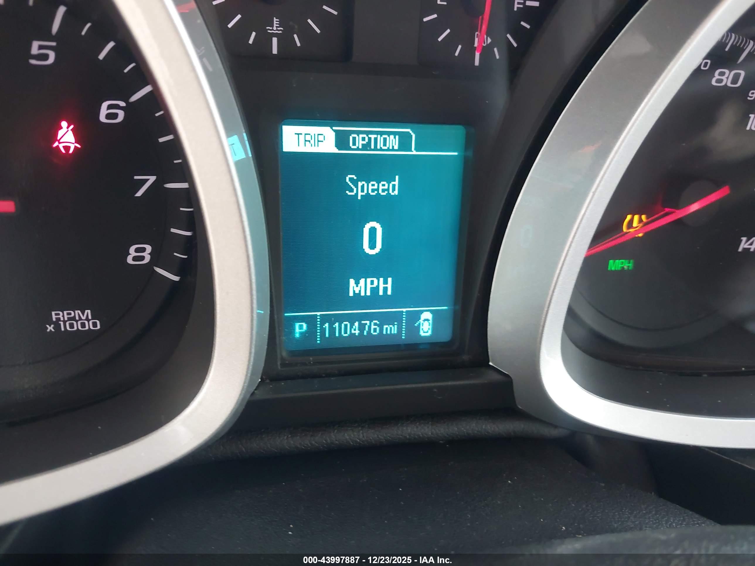 CHEVROLET EQUINOX image 7