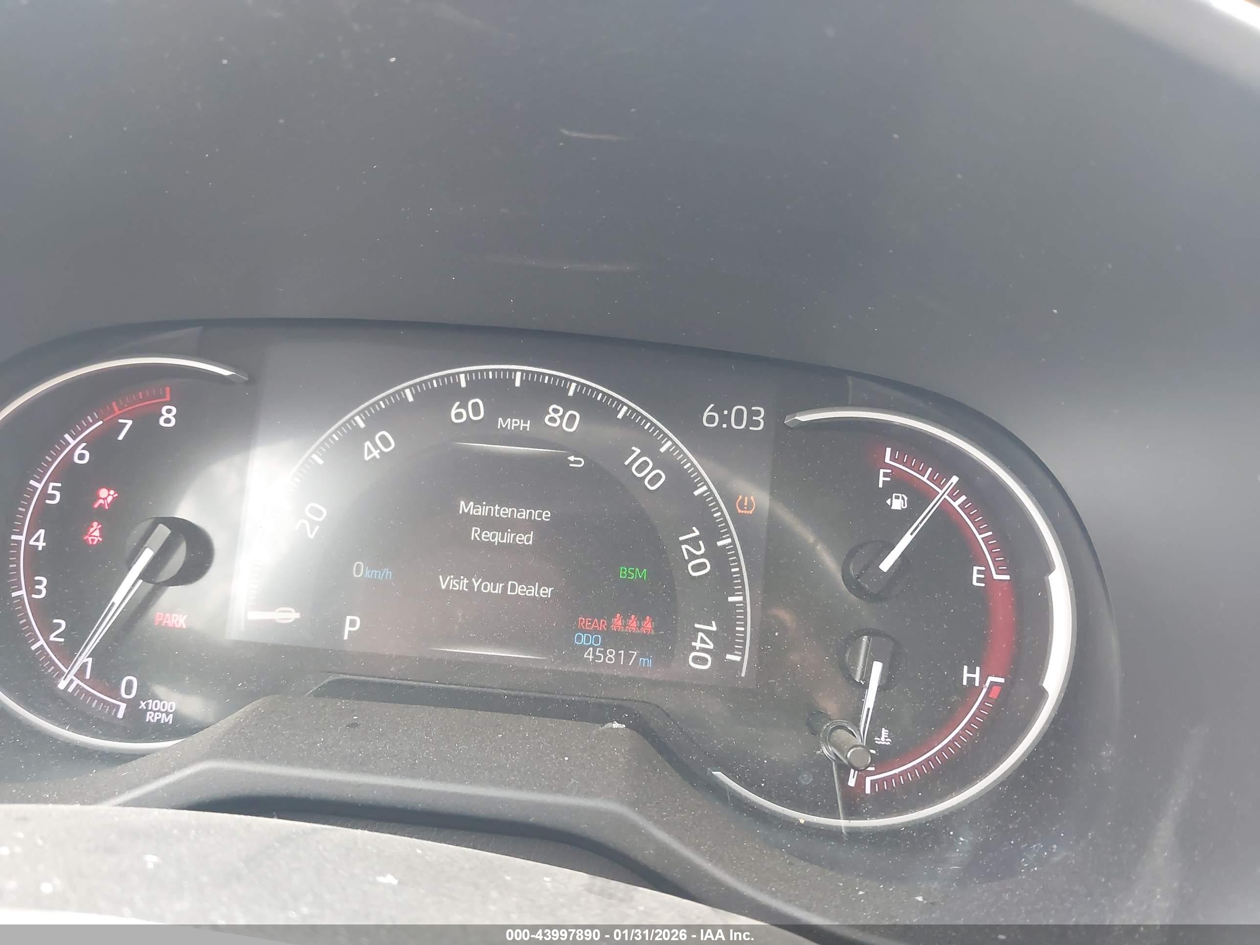 TOYOTA RAV4 image 7