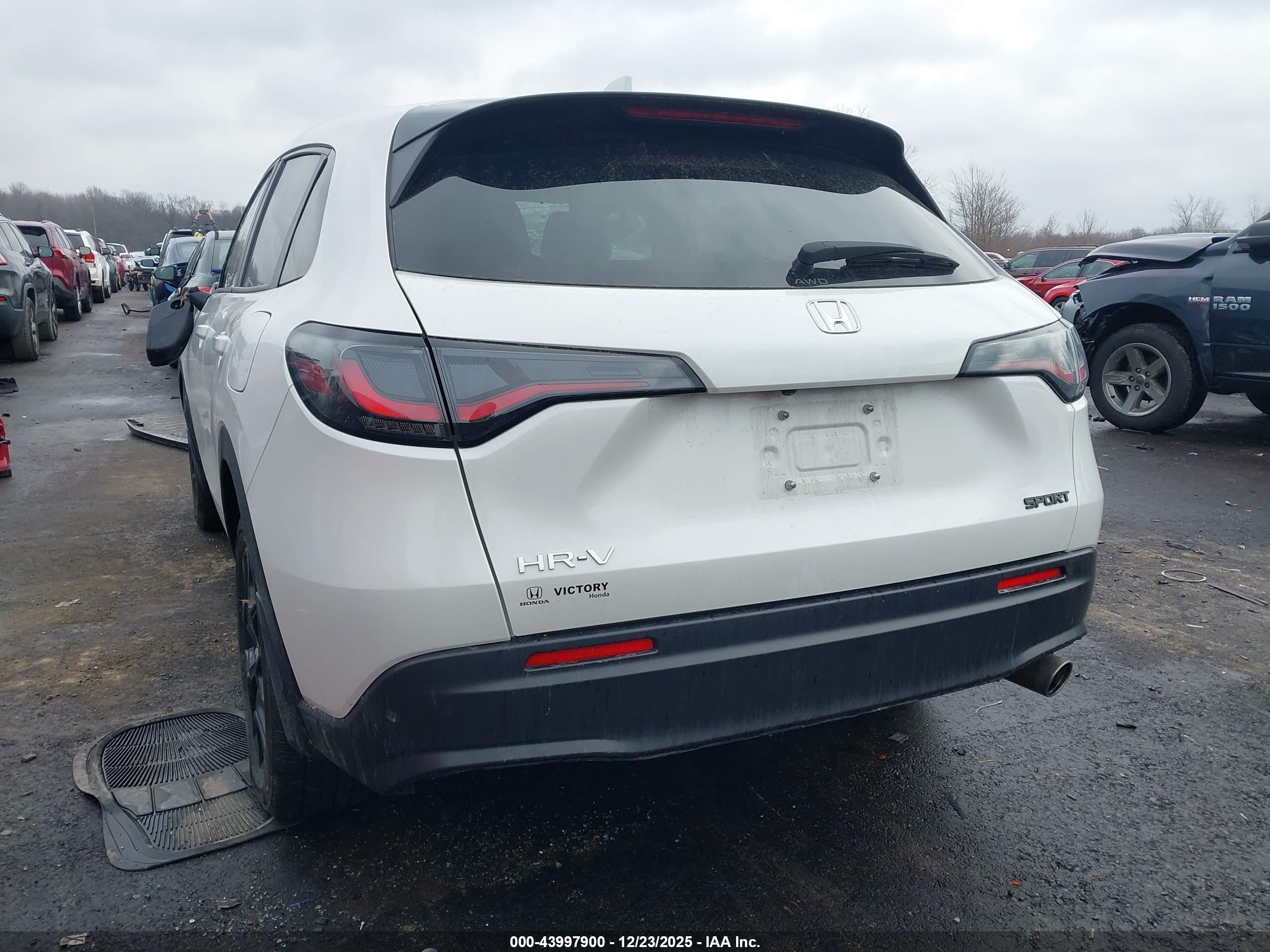 HONDA HR-V image 3