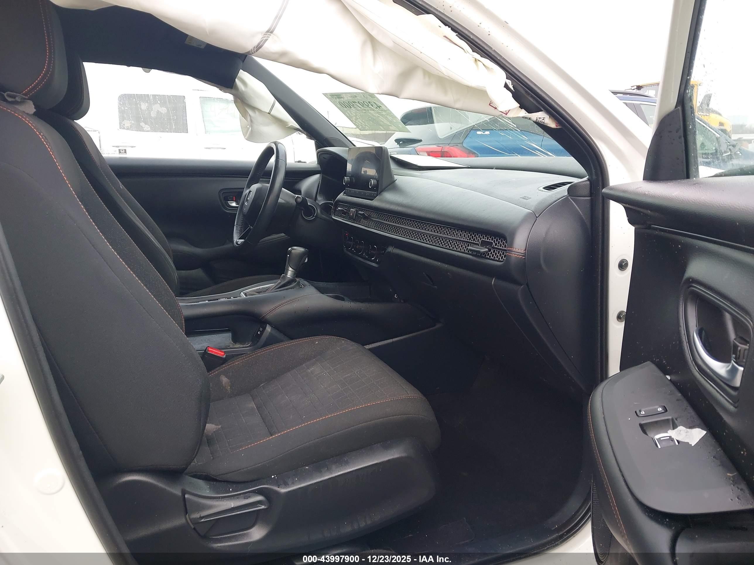 HONDA HR-V image 5