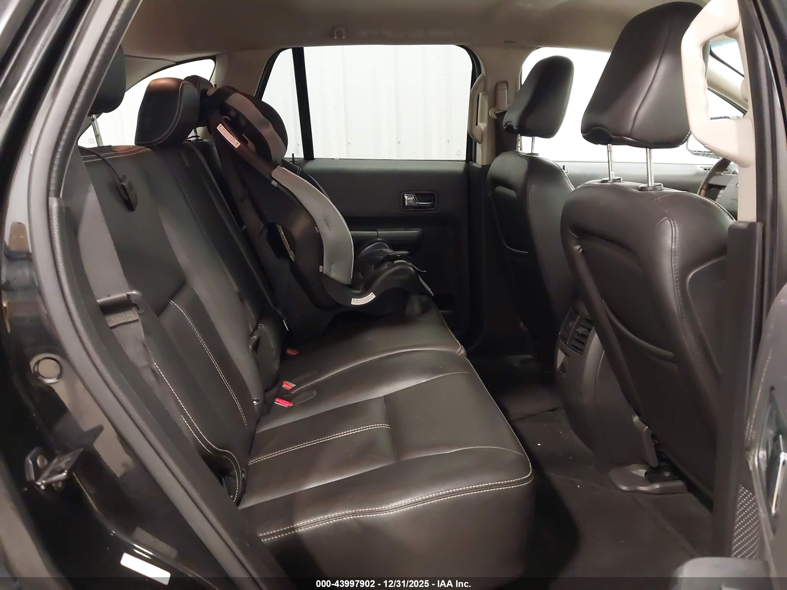 FORD EDGE image 8
