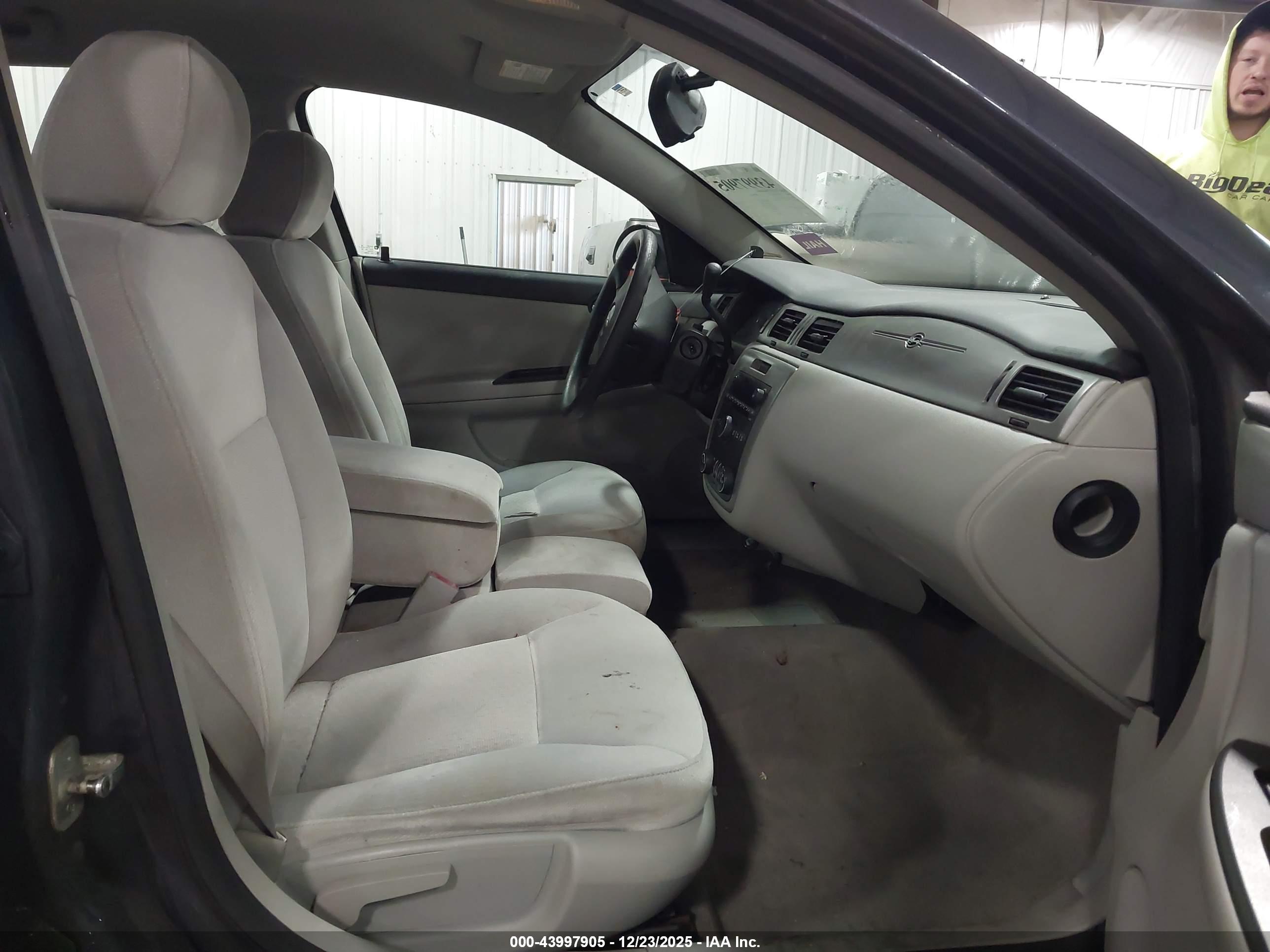 CHEVROLET IMPALA image 5