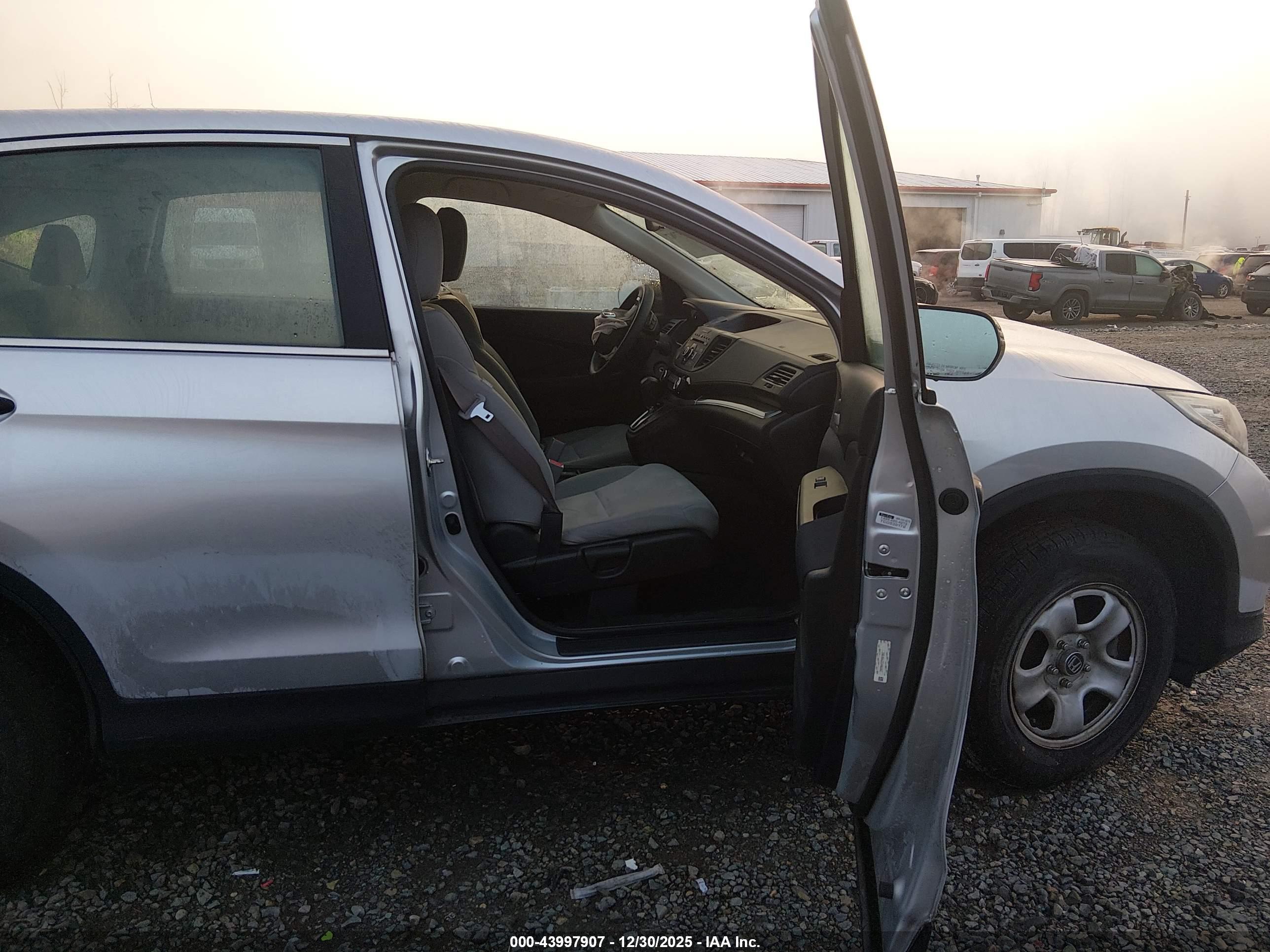 HONDA CR-V image 5
