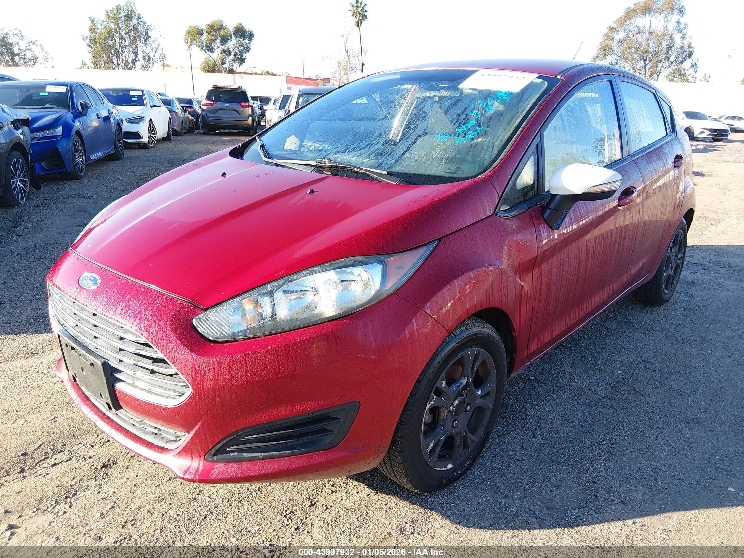 FORD FIESTA image 2