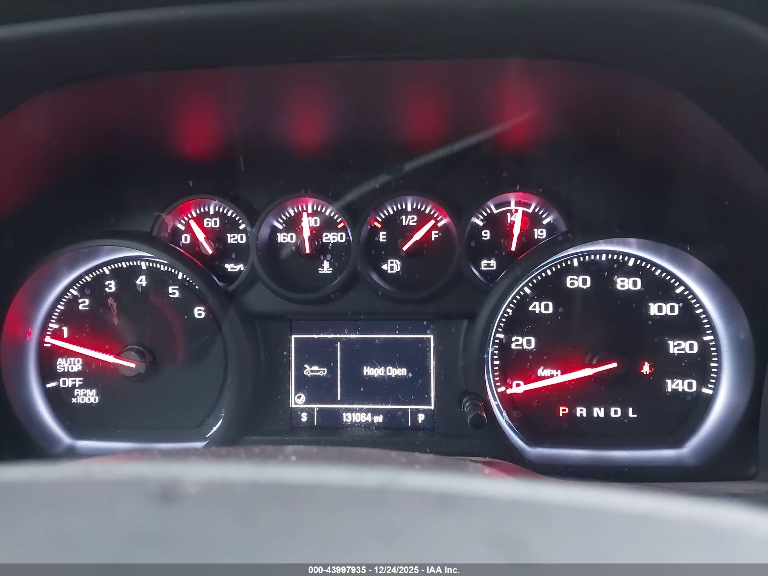 CHEVROLET SILVERADO image 7