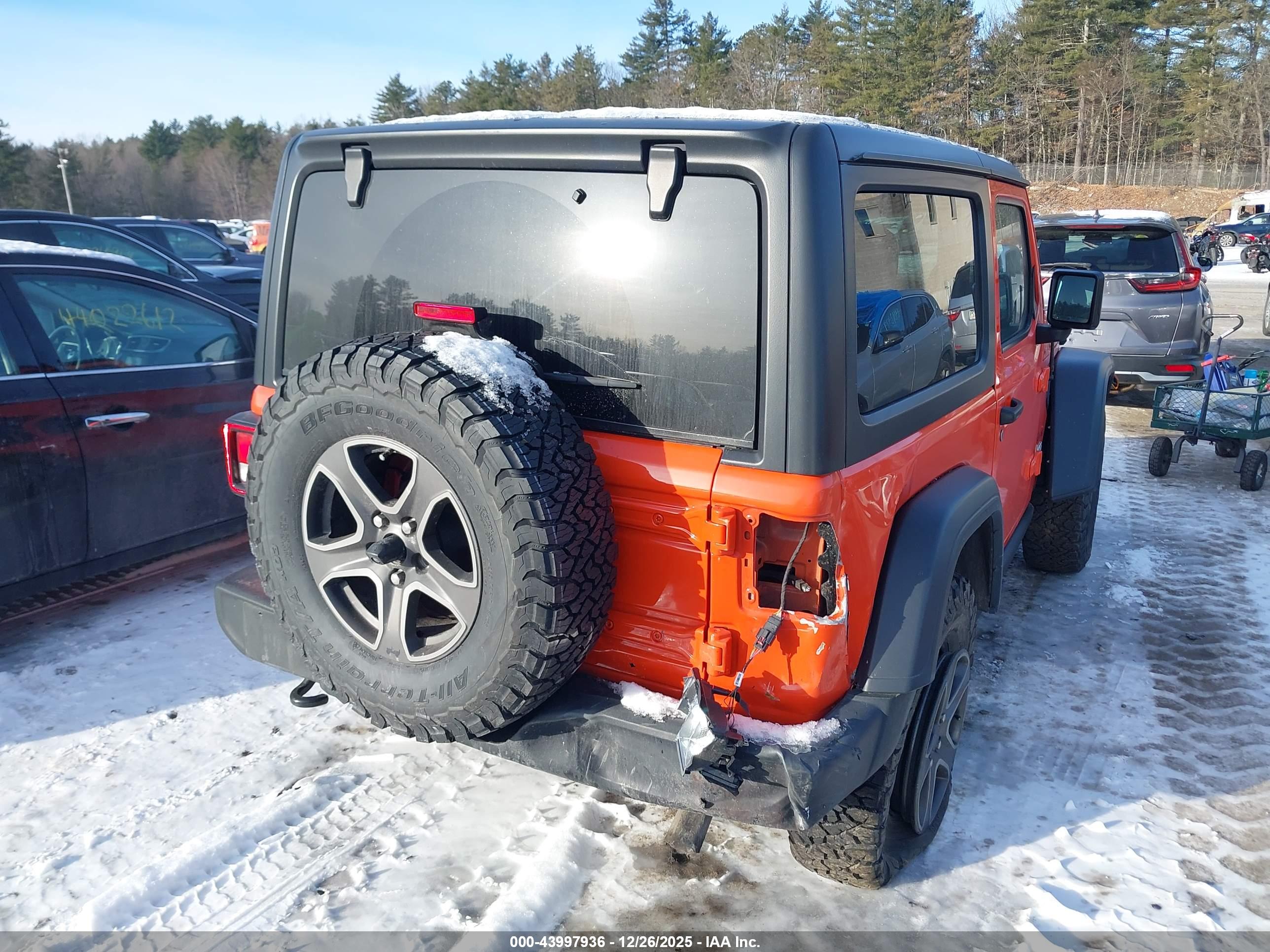 JEEP WRANGLER image 4