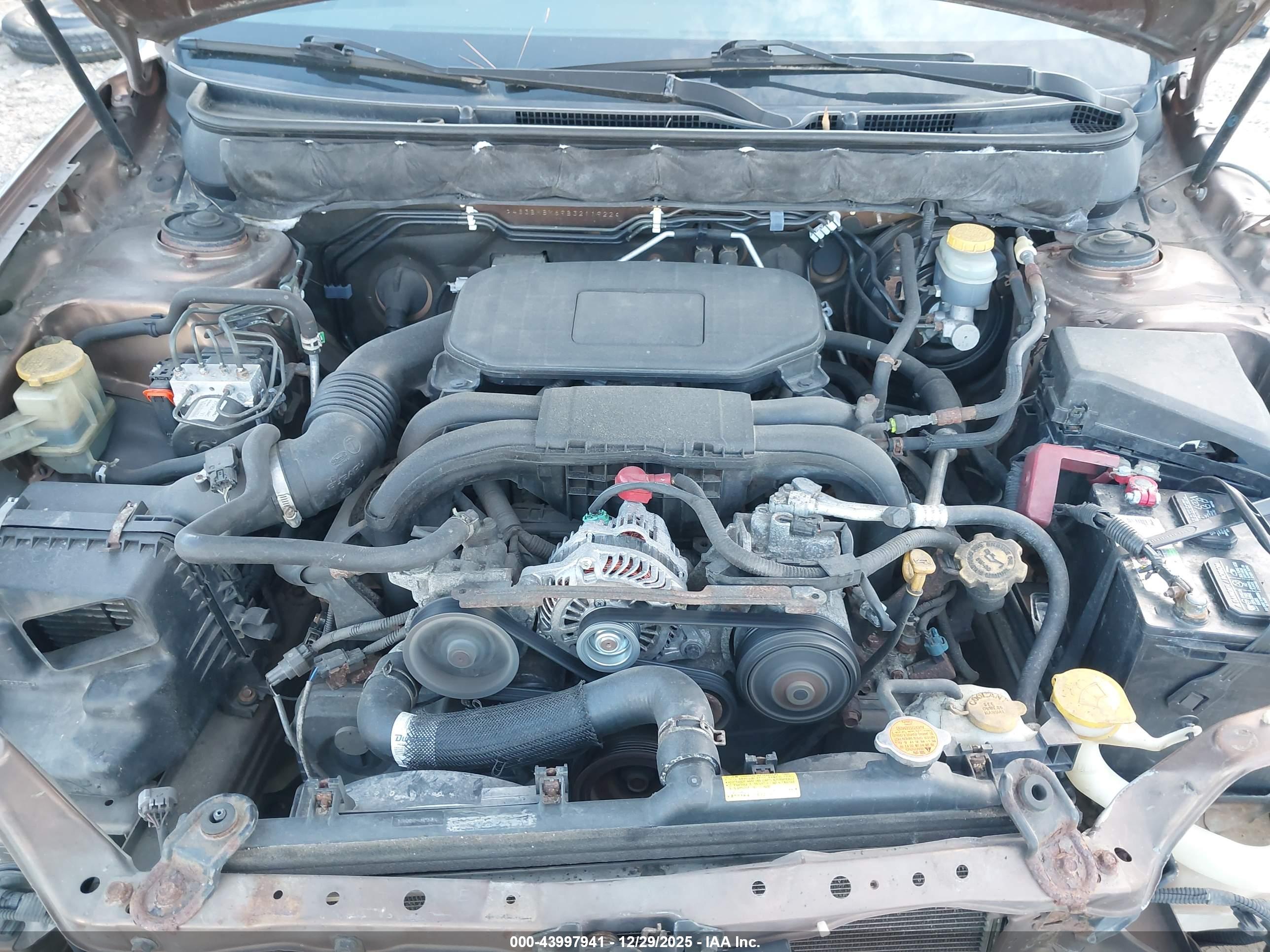 SUBARU LEGACY image 10