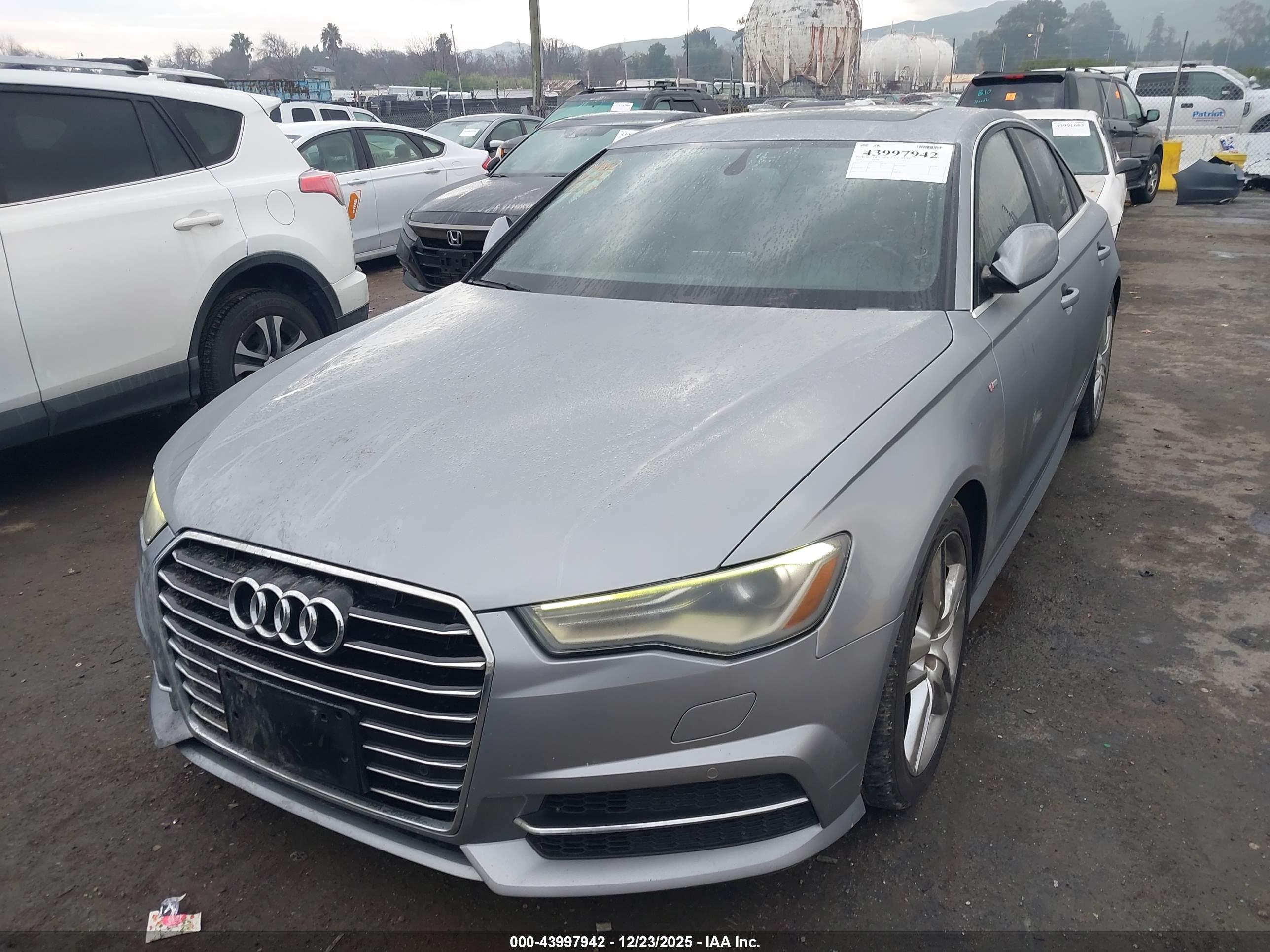 AUDI A6 image 6