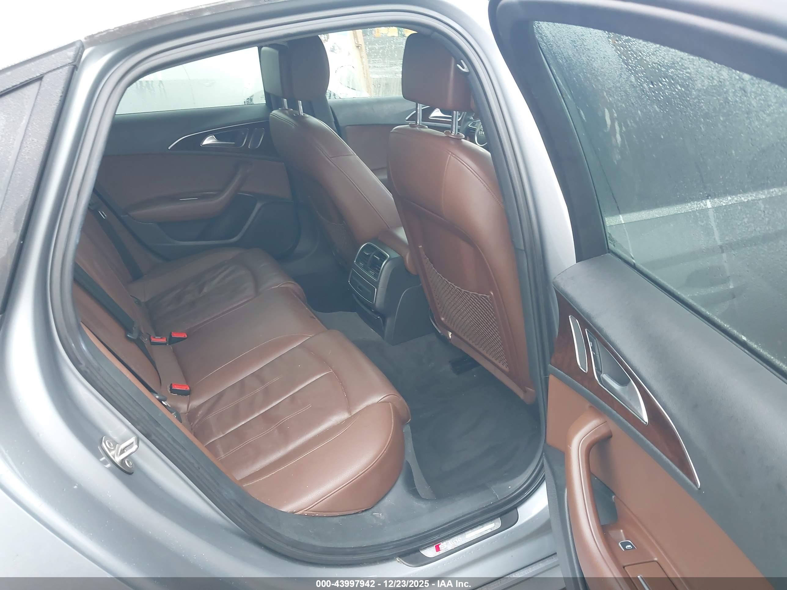 AUDI A6 image 8