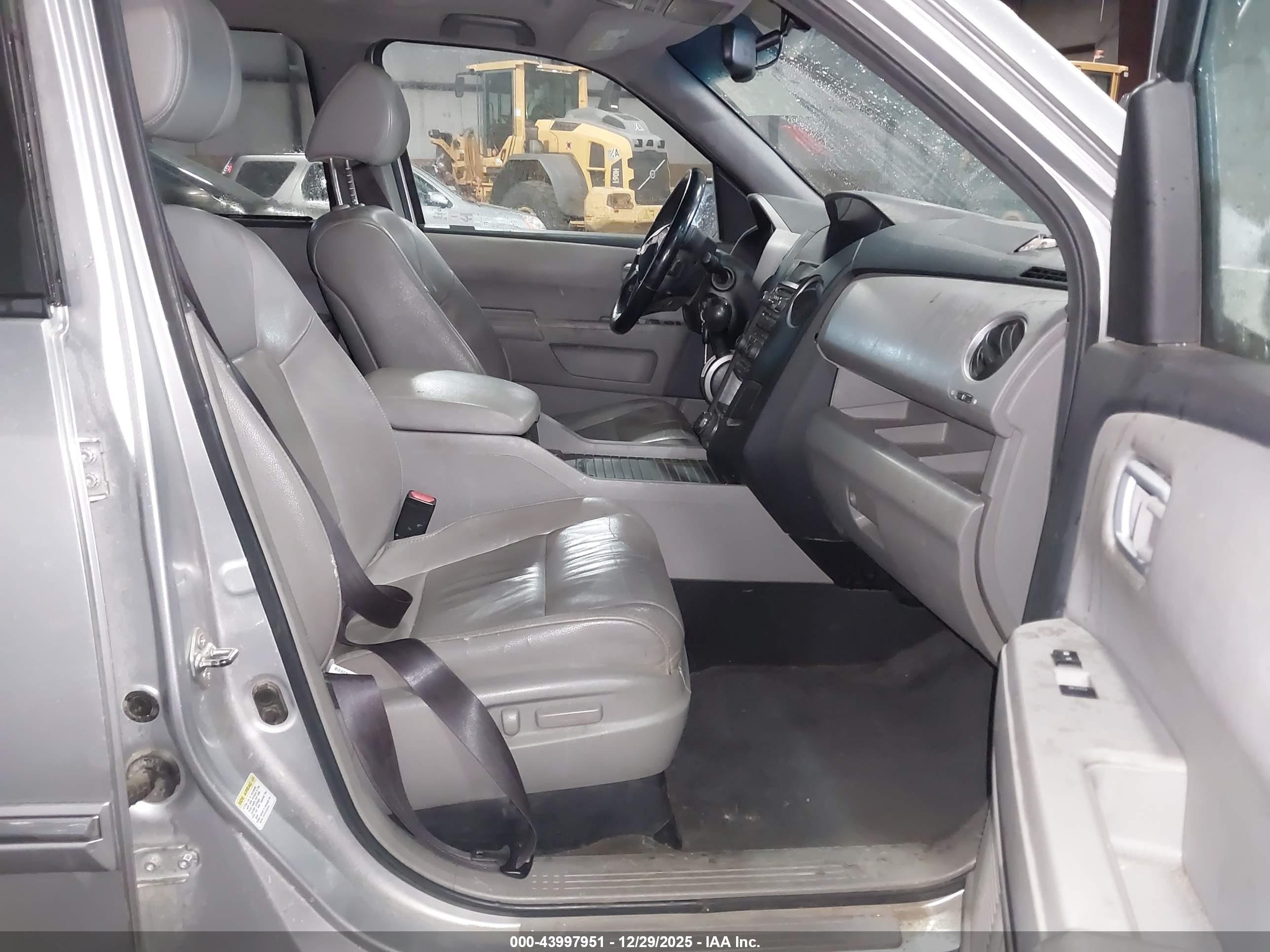HONDA PILOT image 5
