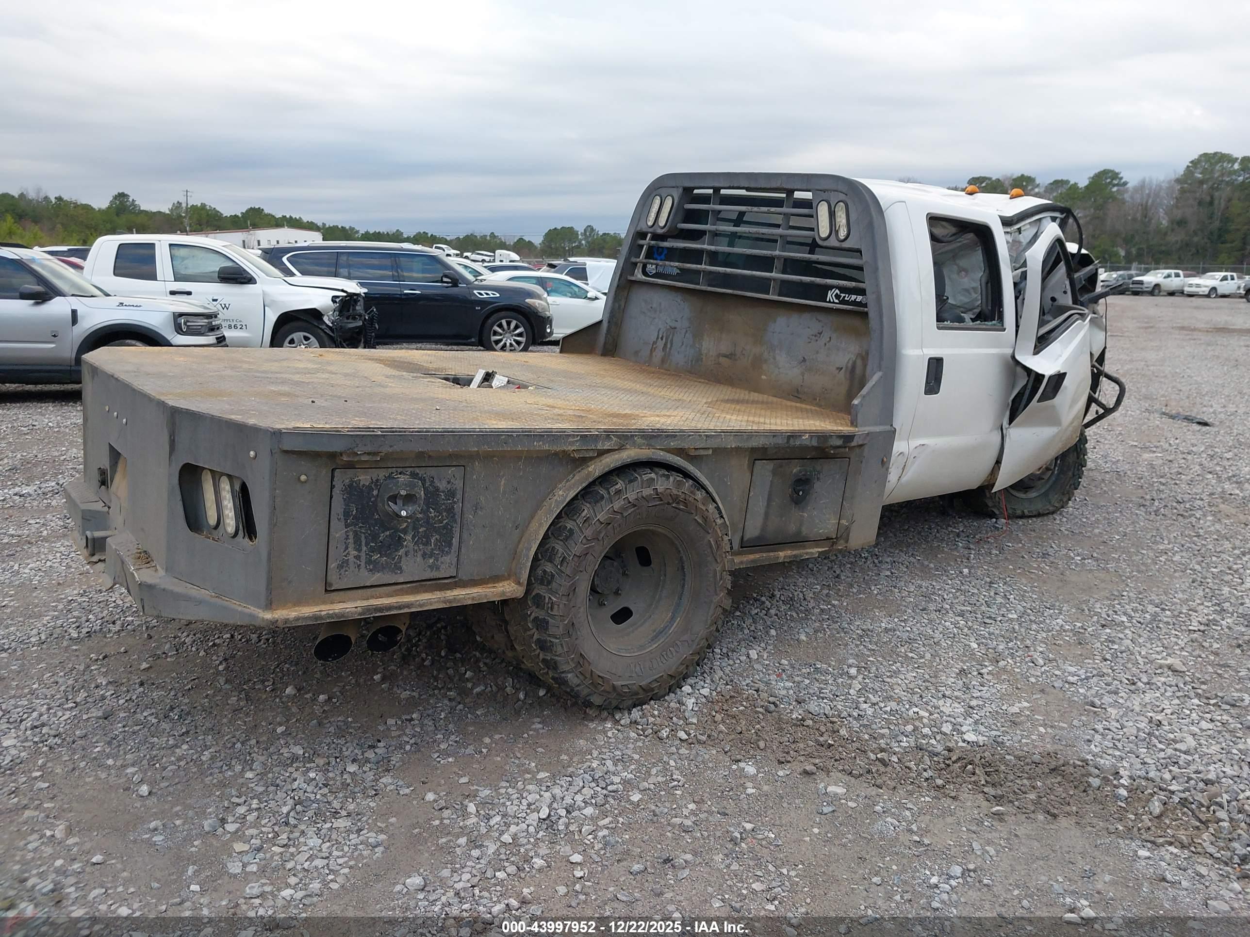 FORD F-350 image 4