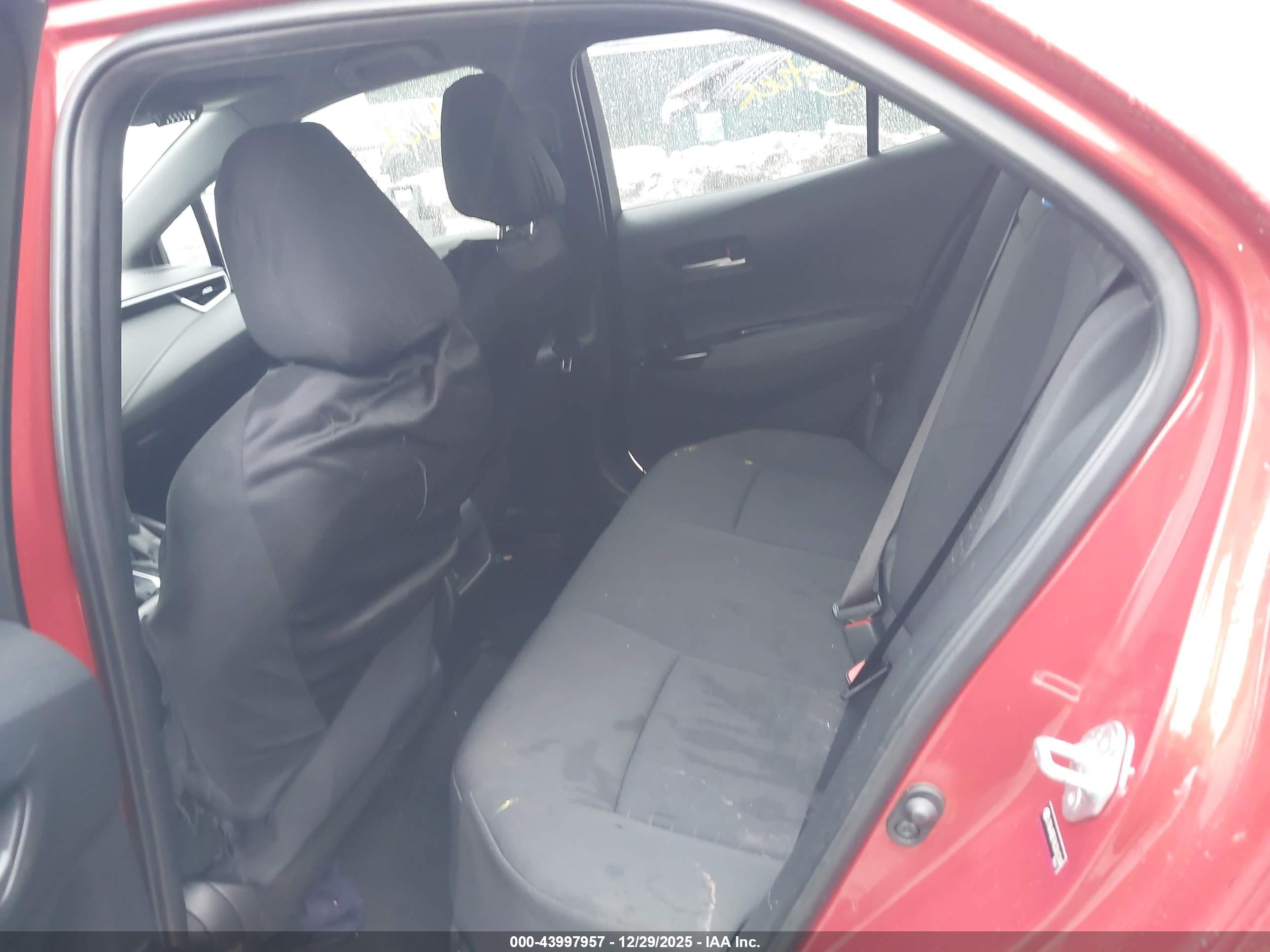 TOYOTA COROLLA image 8
