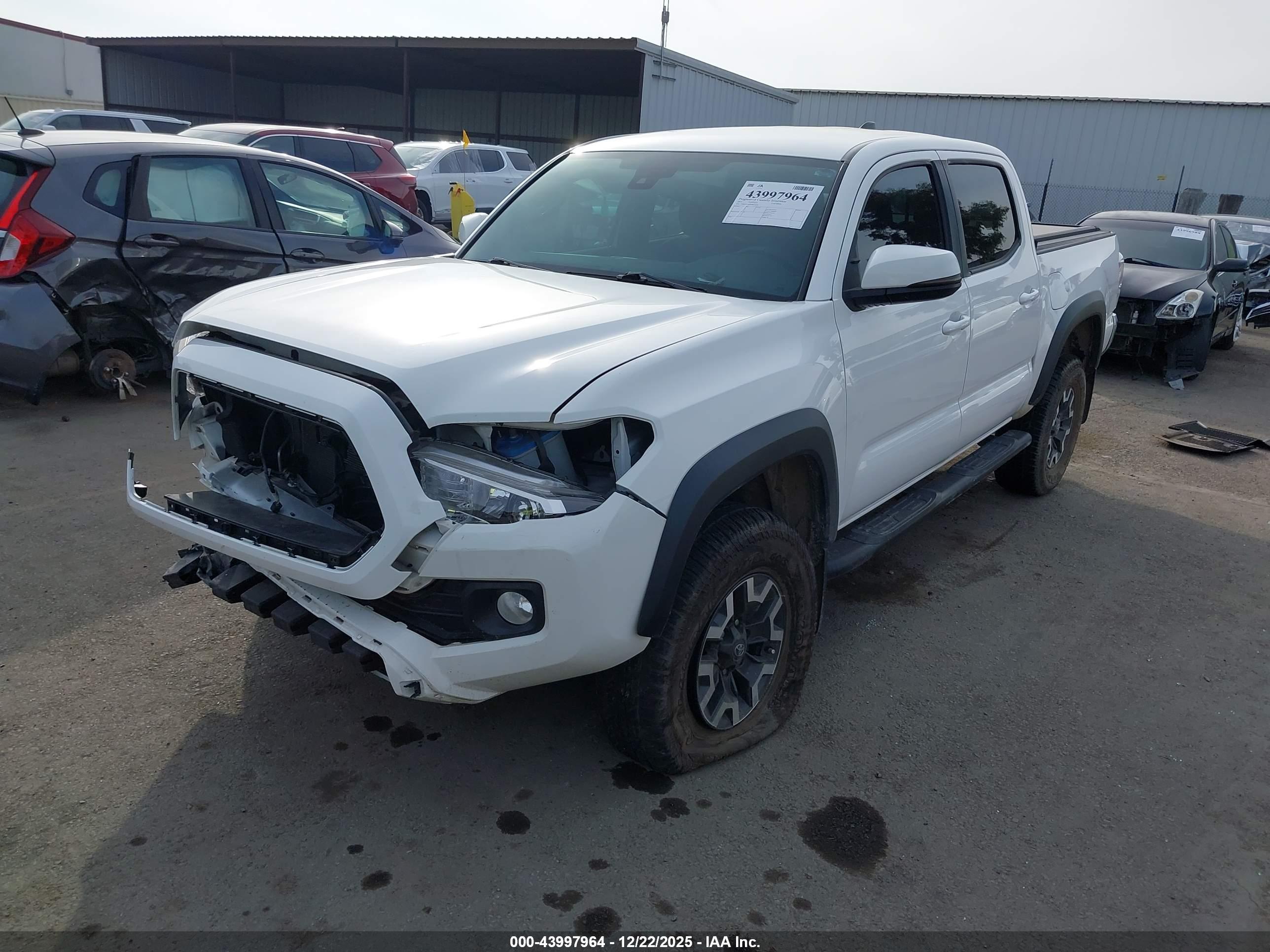 TOYOTA TACOMA image 2