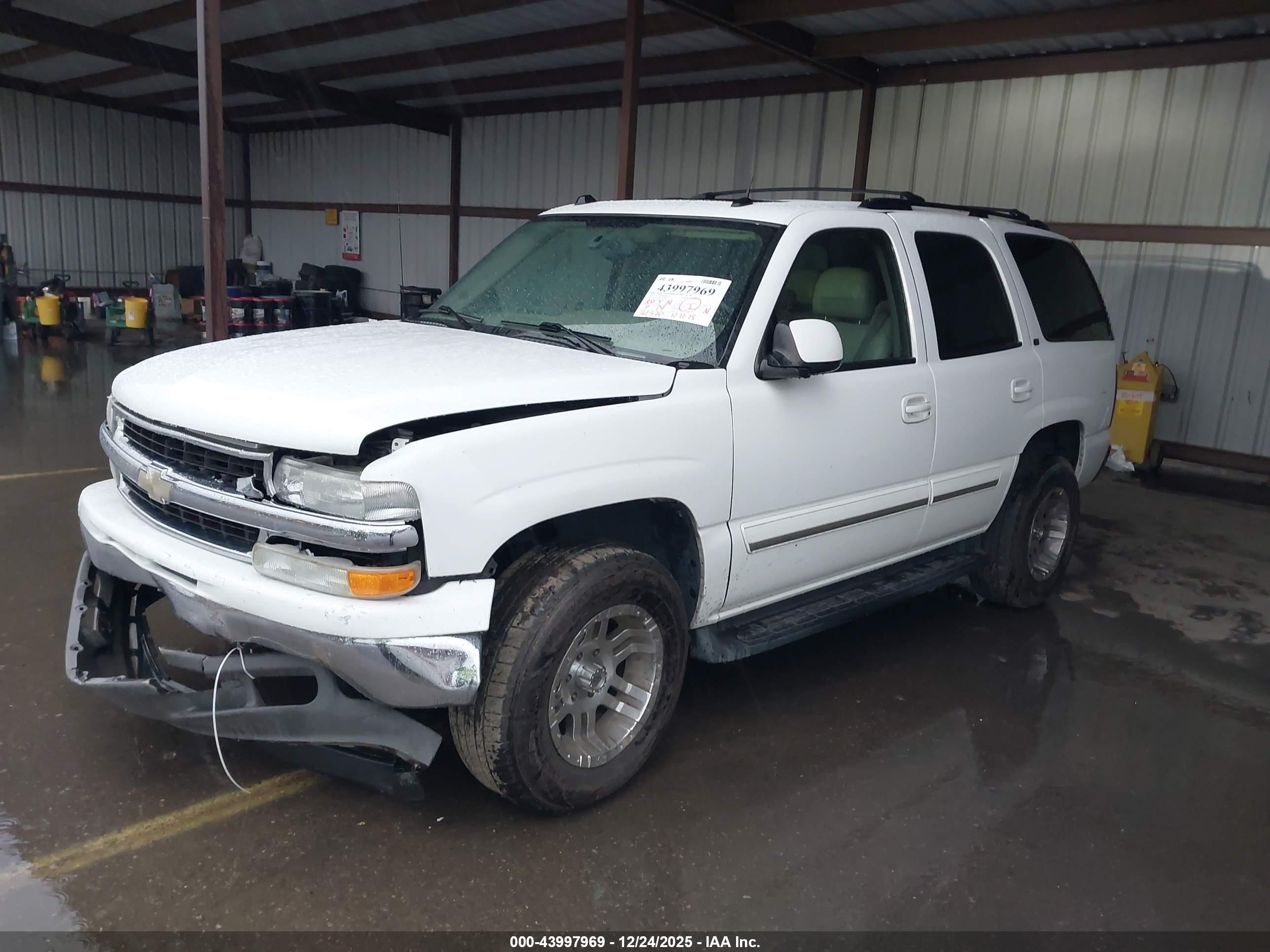 CHEVROLET TAHOE image 2