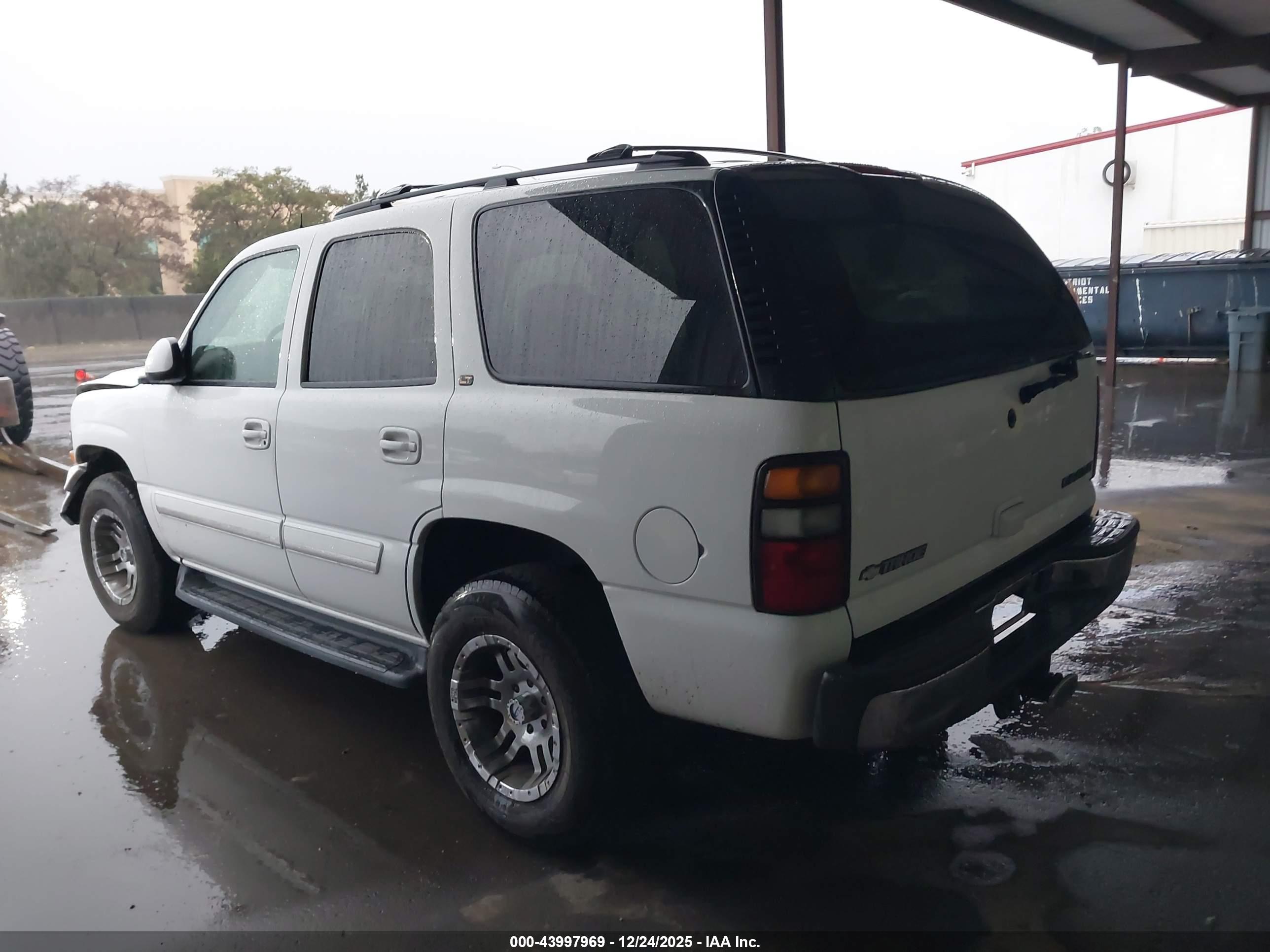 CHEVROLET TAHOE image 3