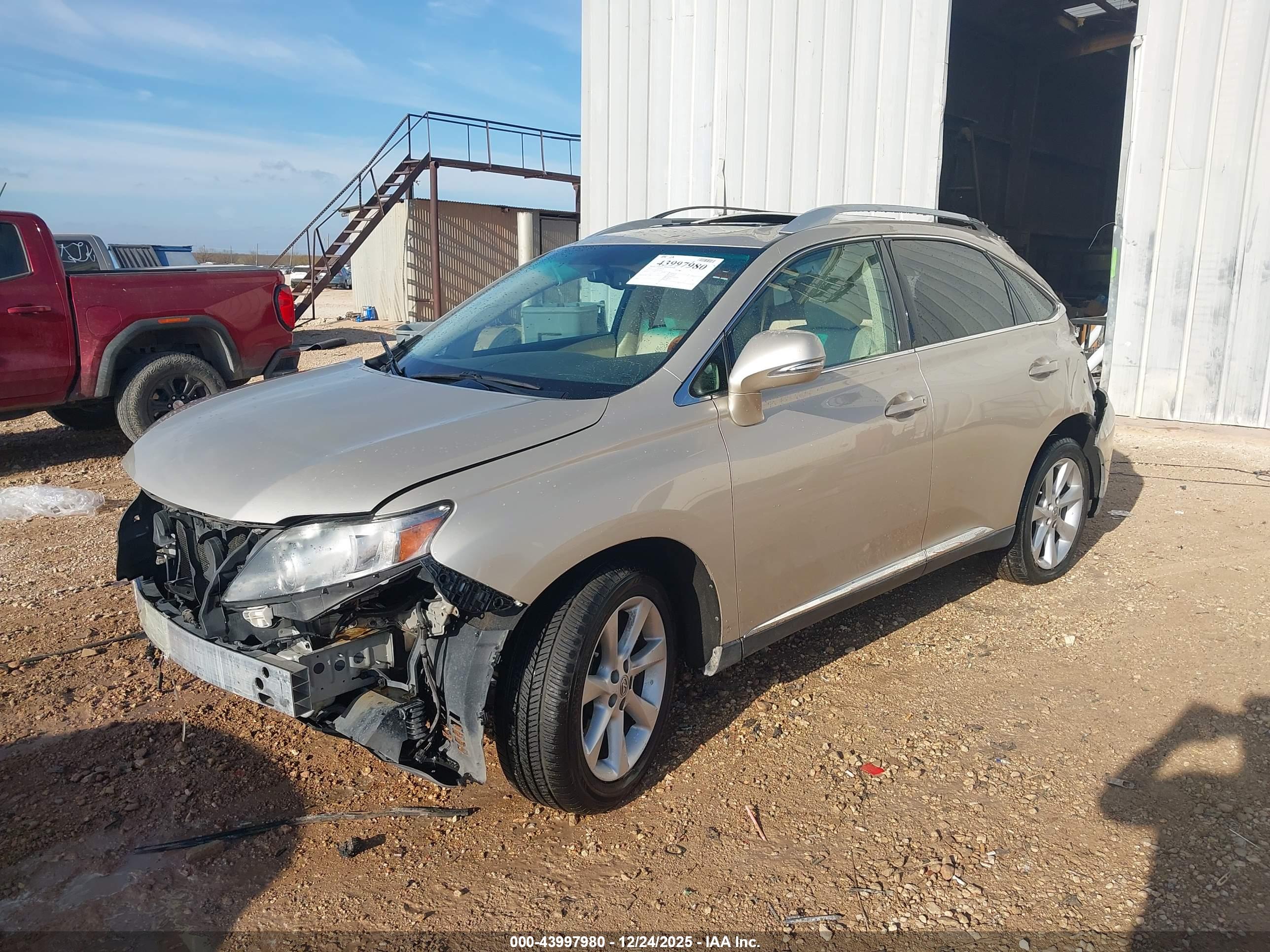 LEXUS RX image 2