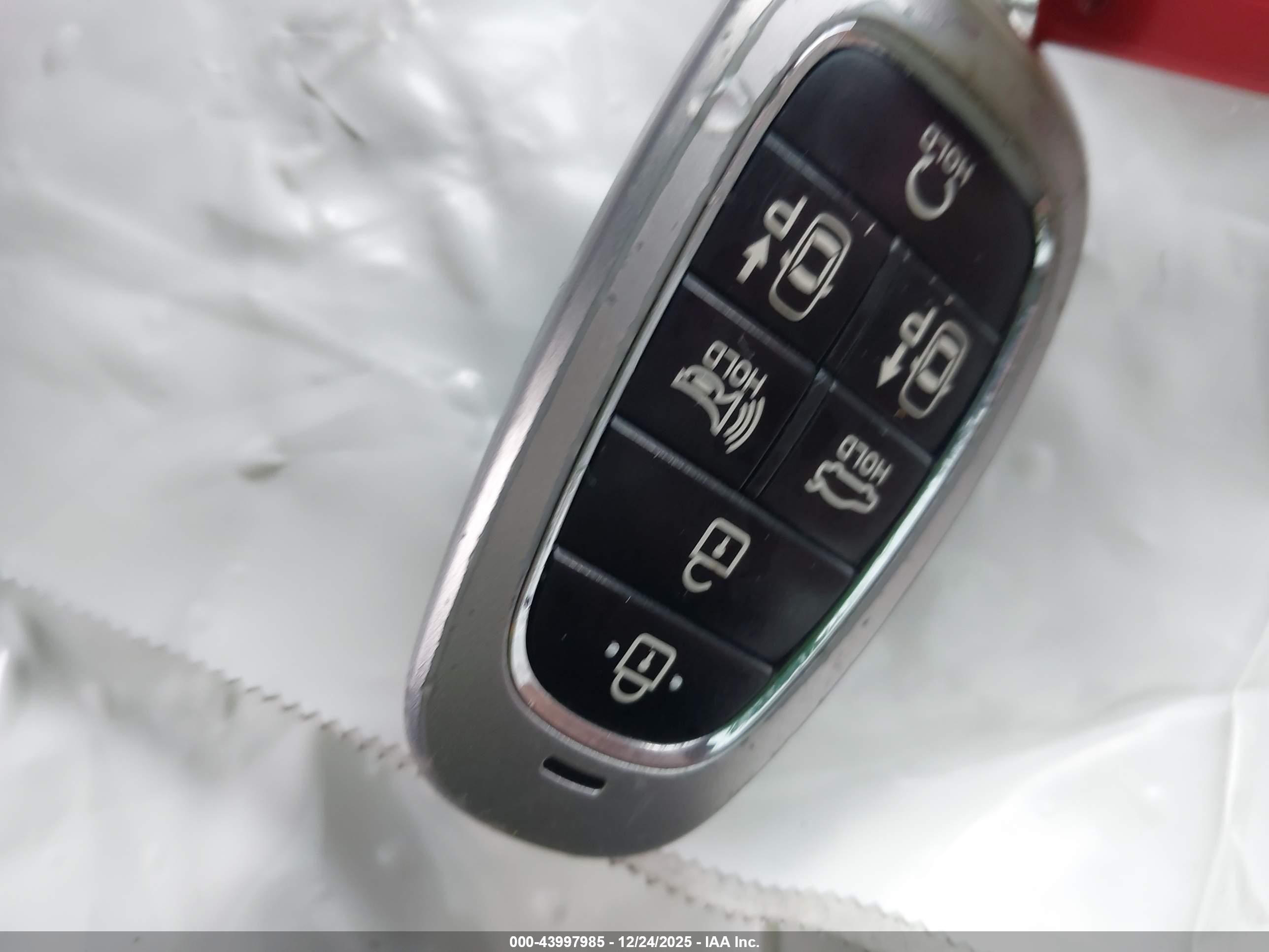 HYUNDAI SONATA image 11