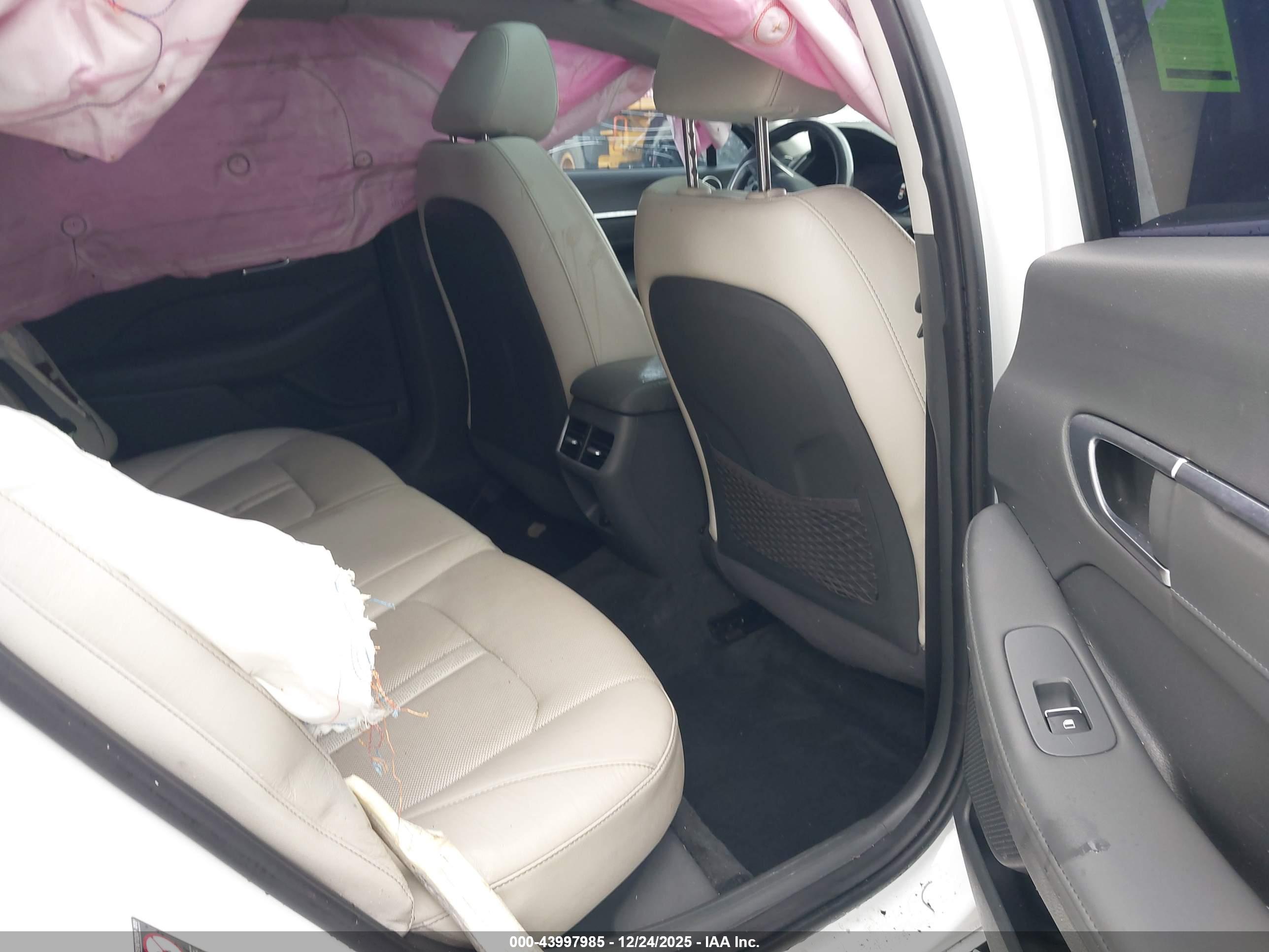 HYUNDAI SONATA image 8