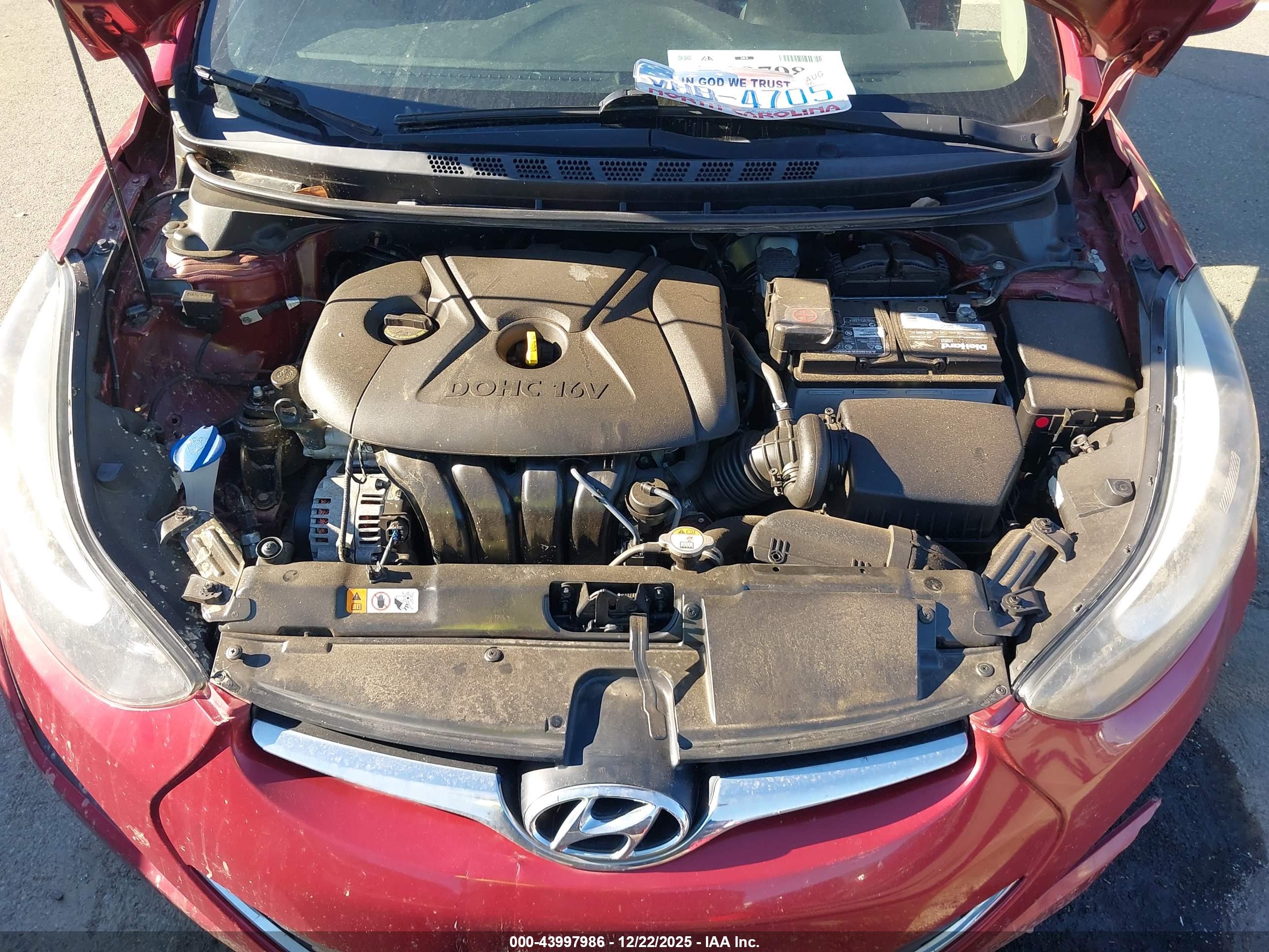 HYUNDAI ELANTRA image 10