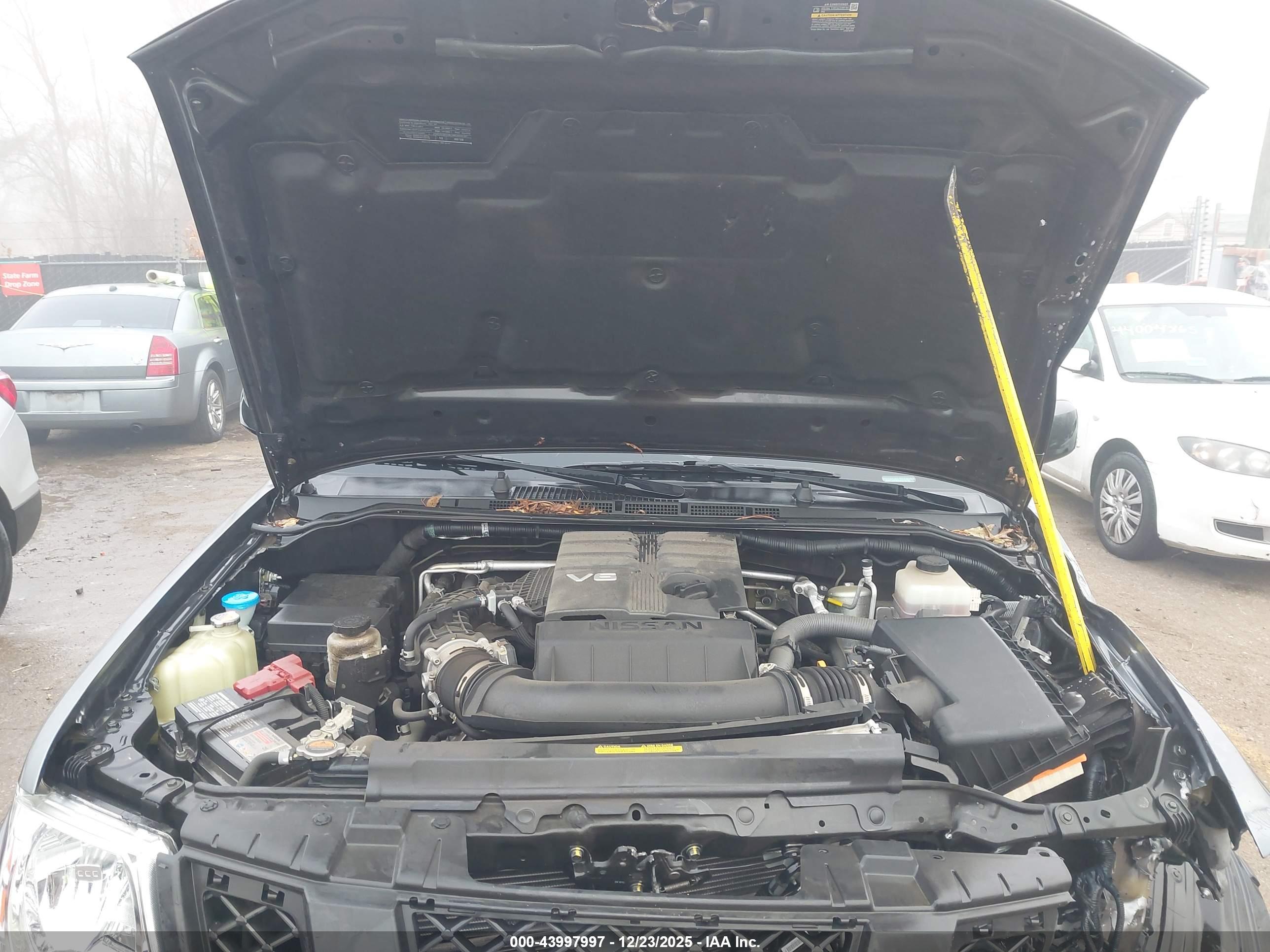 NISSAN FRONTIER image 10