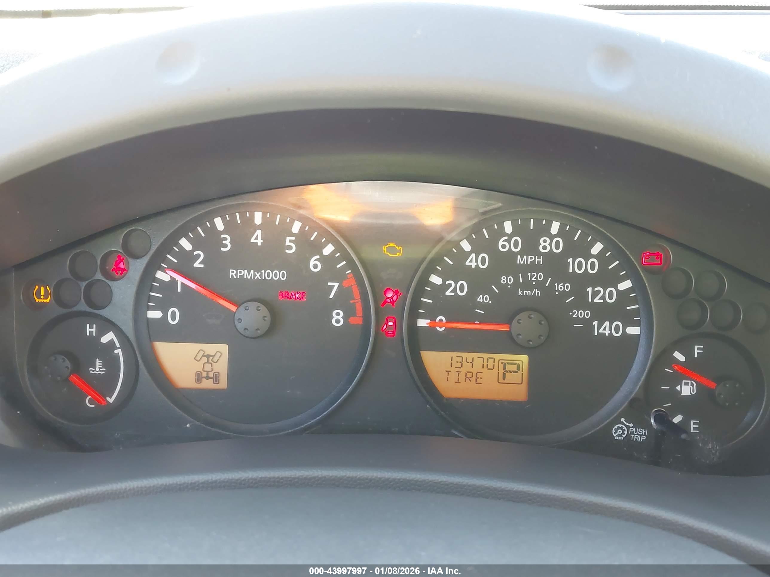 NISSAN FRONTIER image 7