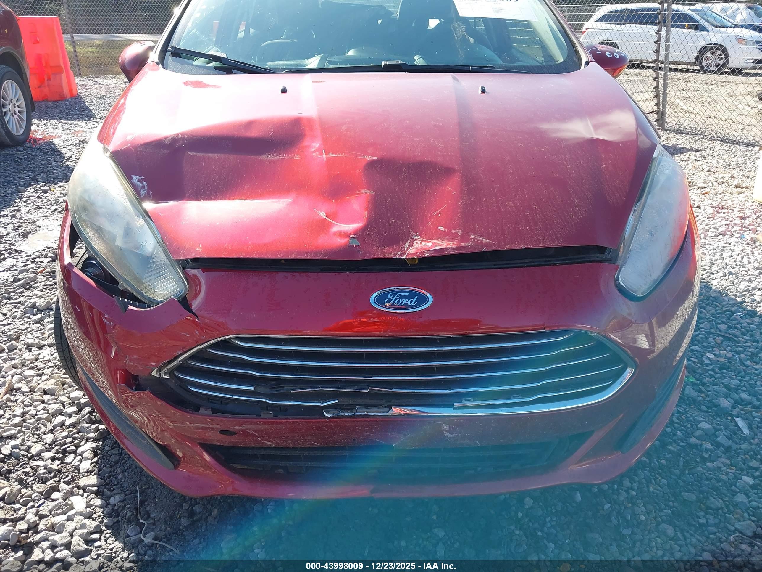 FORD FIESTA image 6