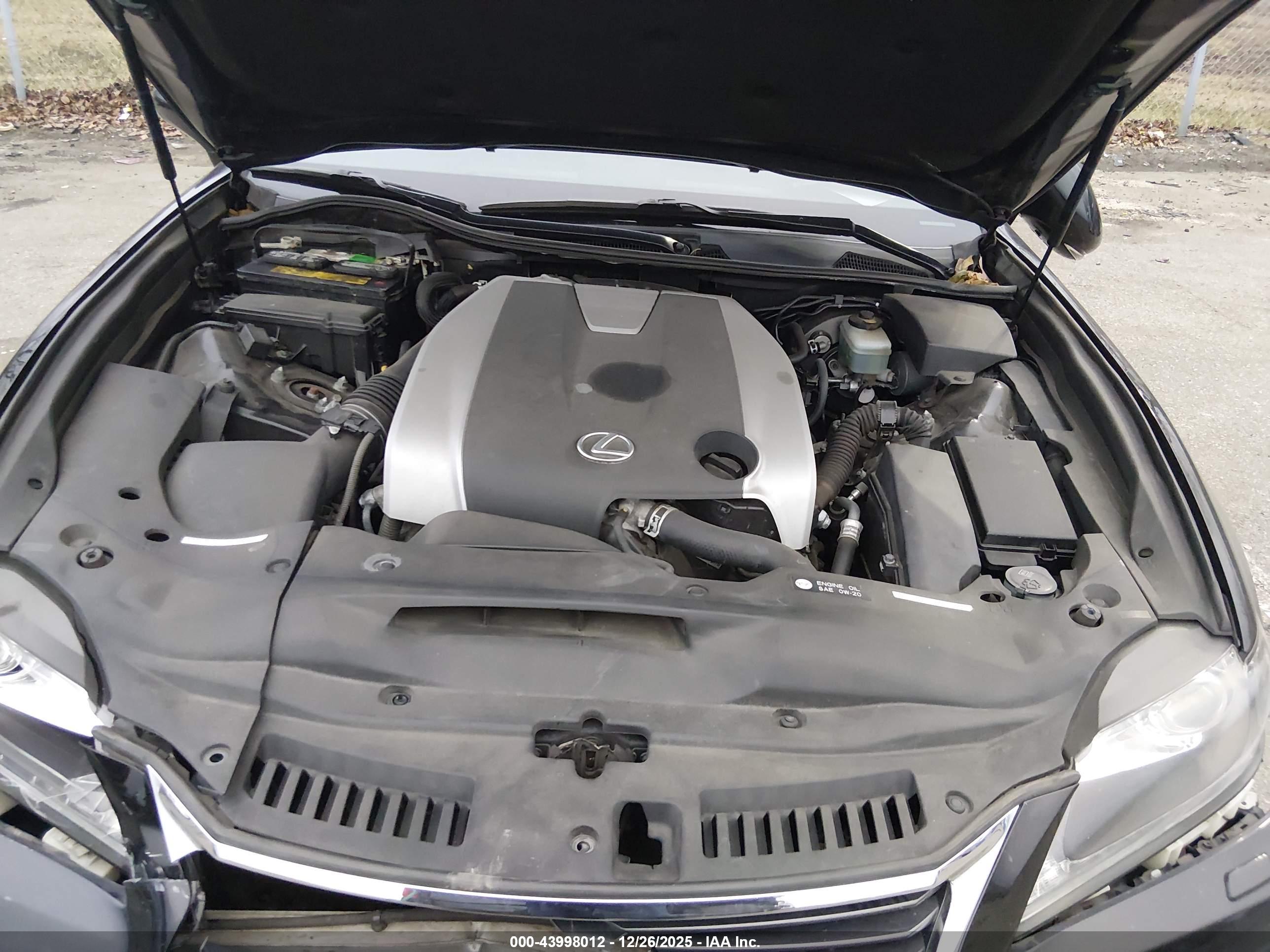 LEXUS GS image 10