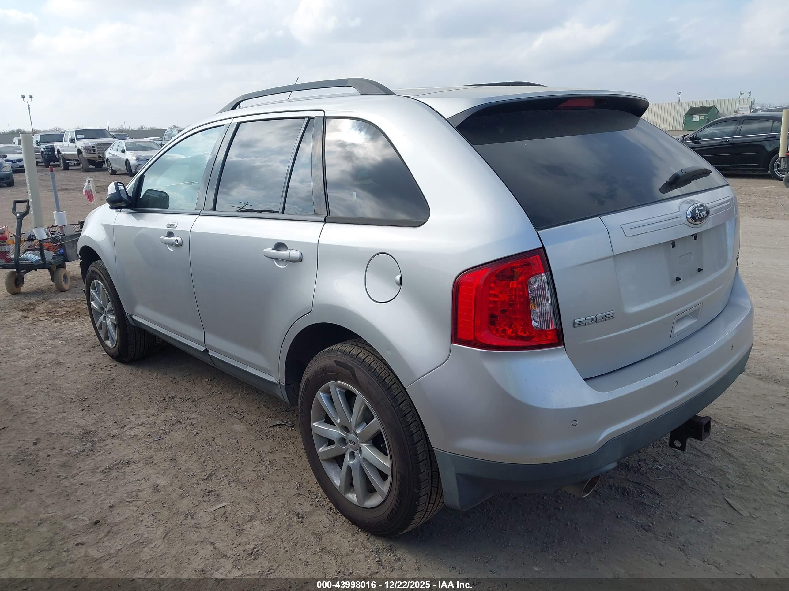 FORD EDGE image 3