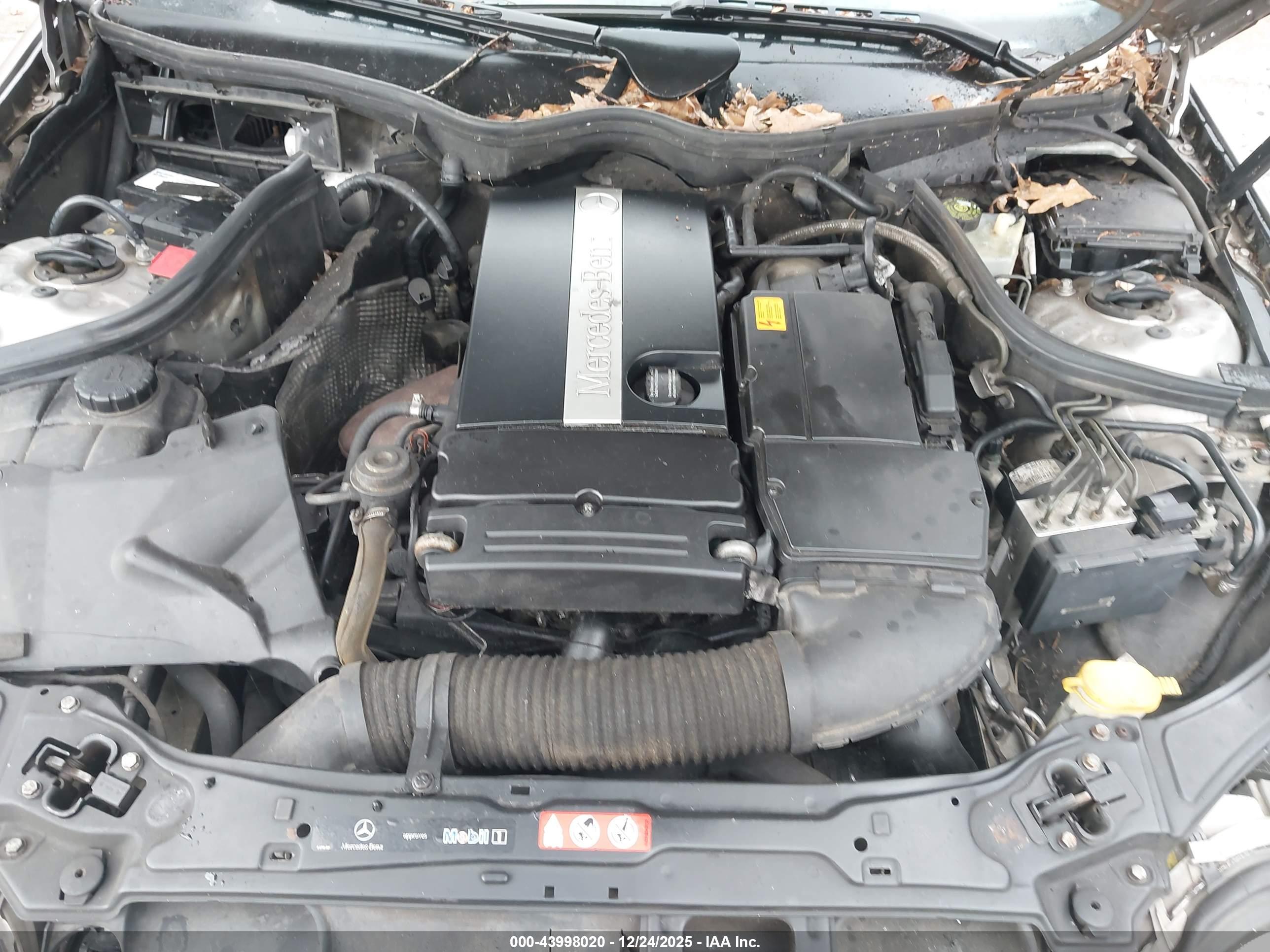 MERCEDES-BENZ C image 10