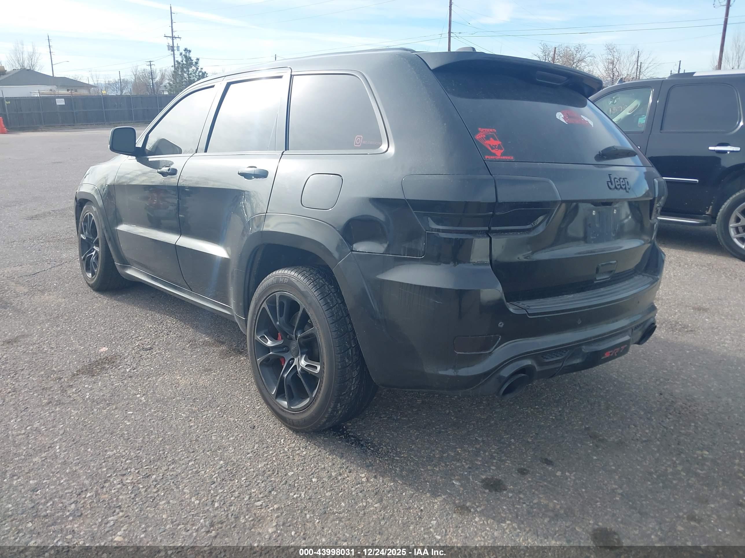 JEEP GRAND image 3