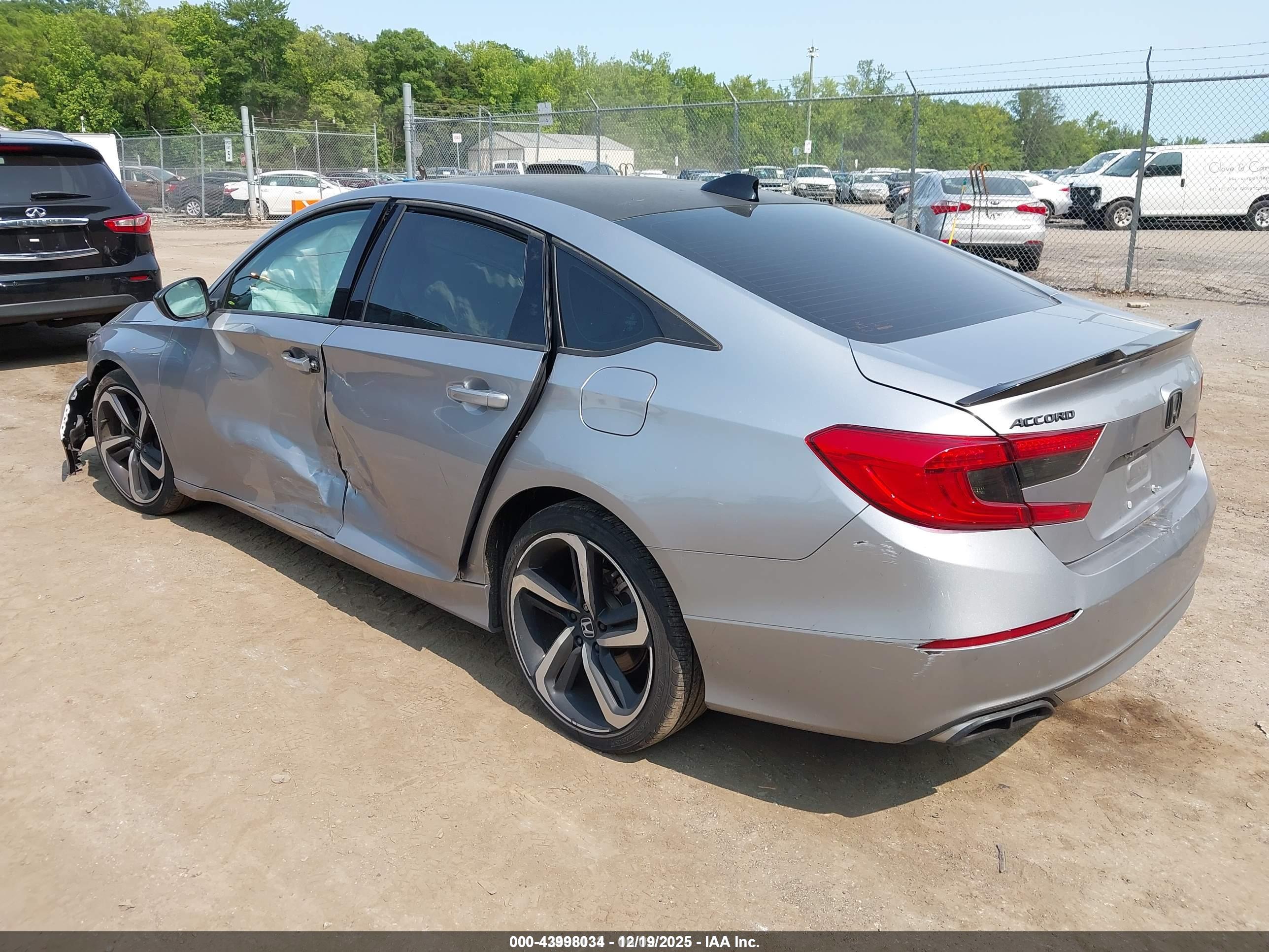 HONDA ACCORD image 3