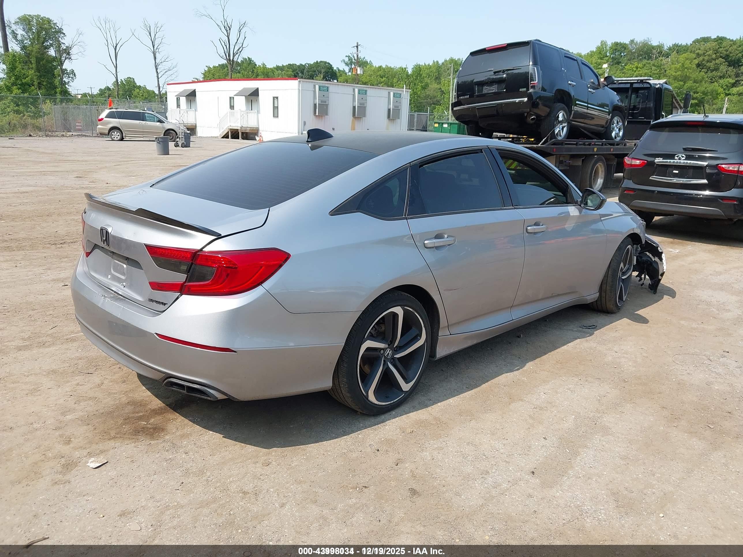 HONDA ACCORD image 4