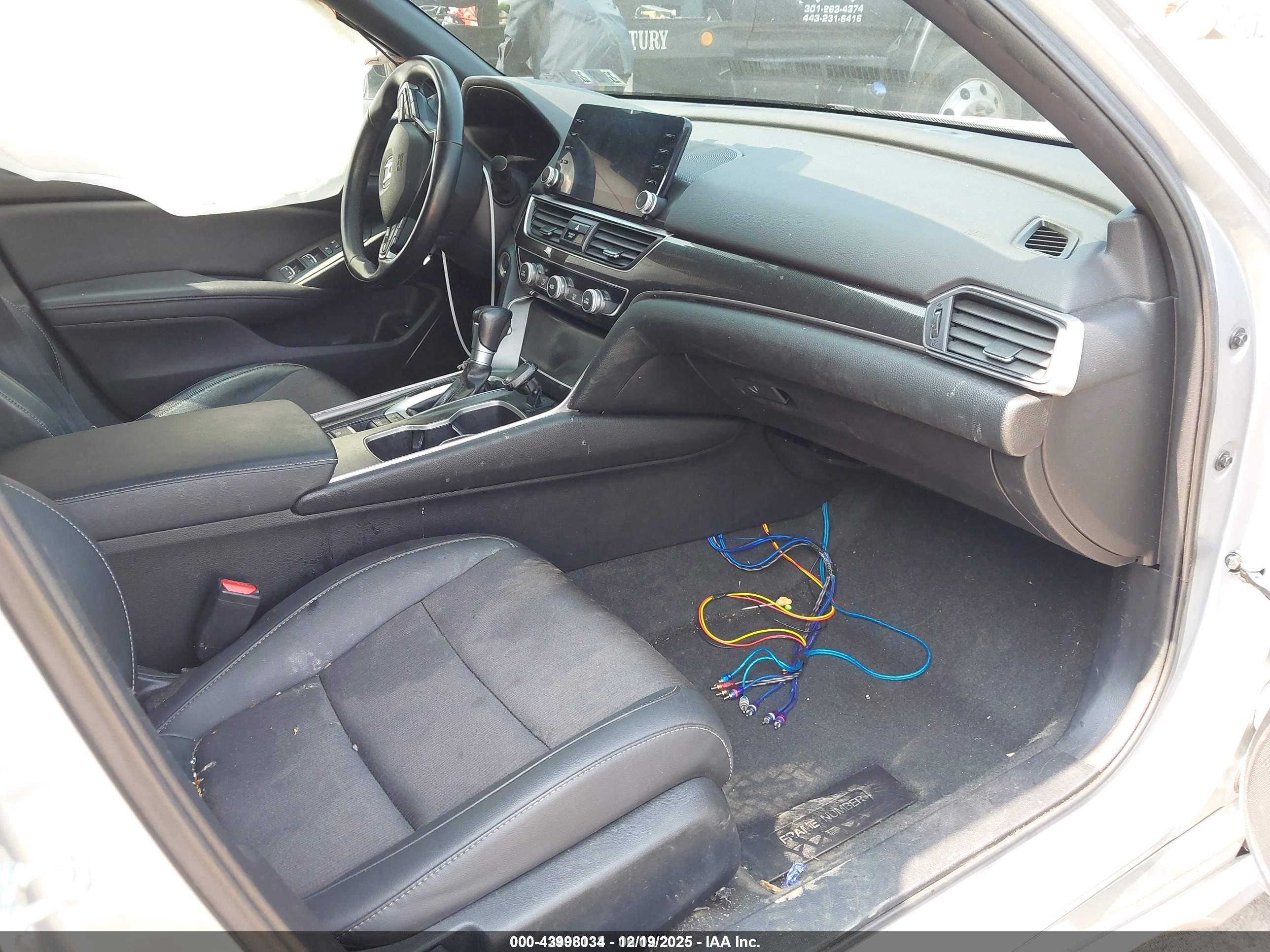 HONDA ACCORD image 5