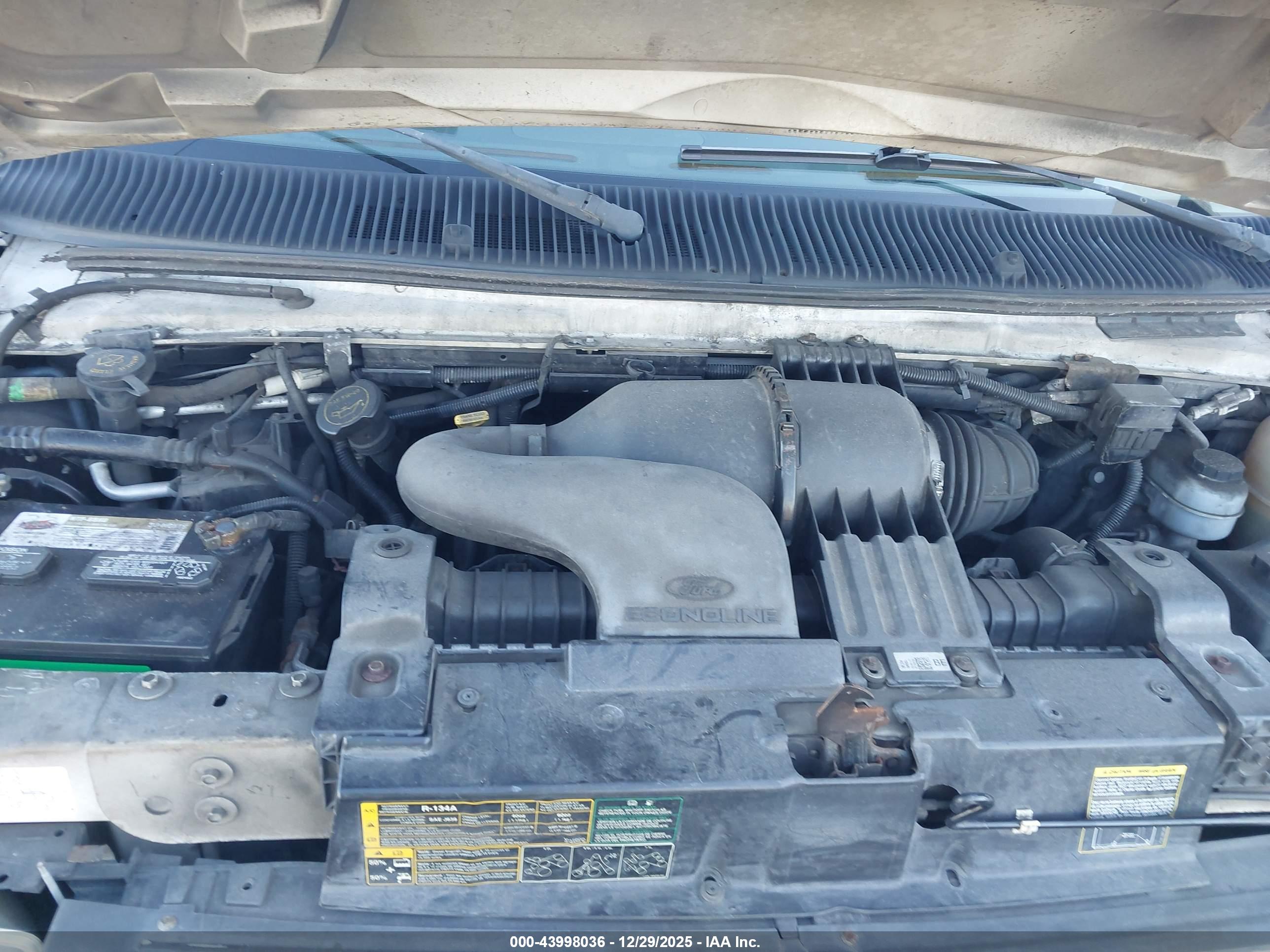 FORD E-350 image 10