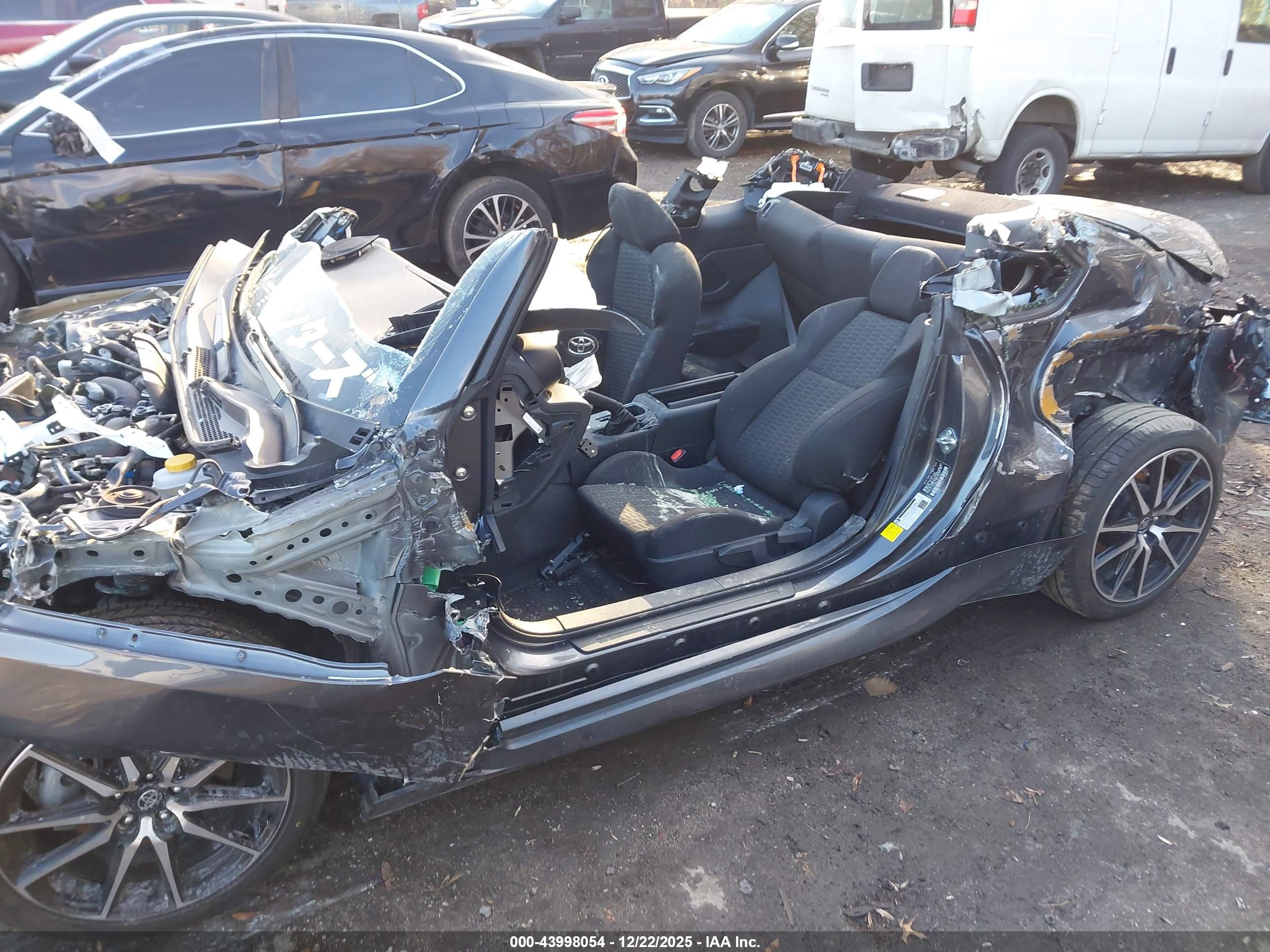 TOYOTA GR86 image 6