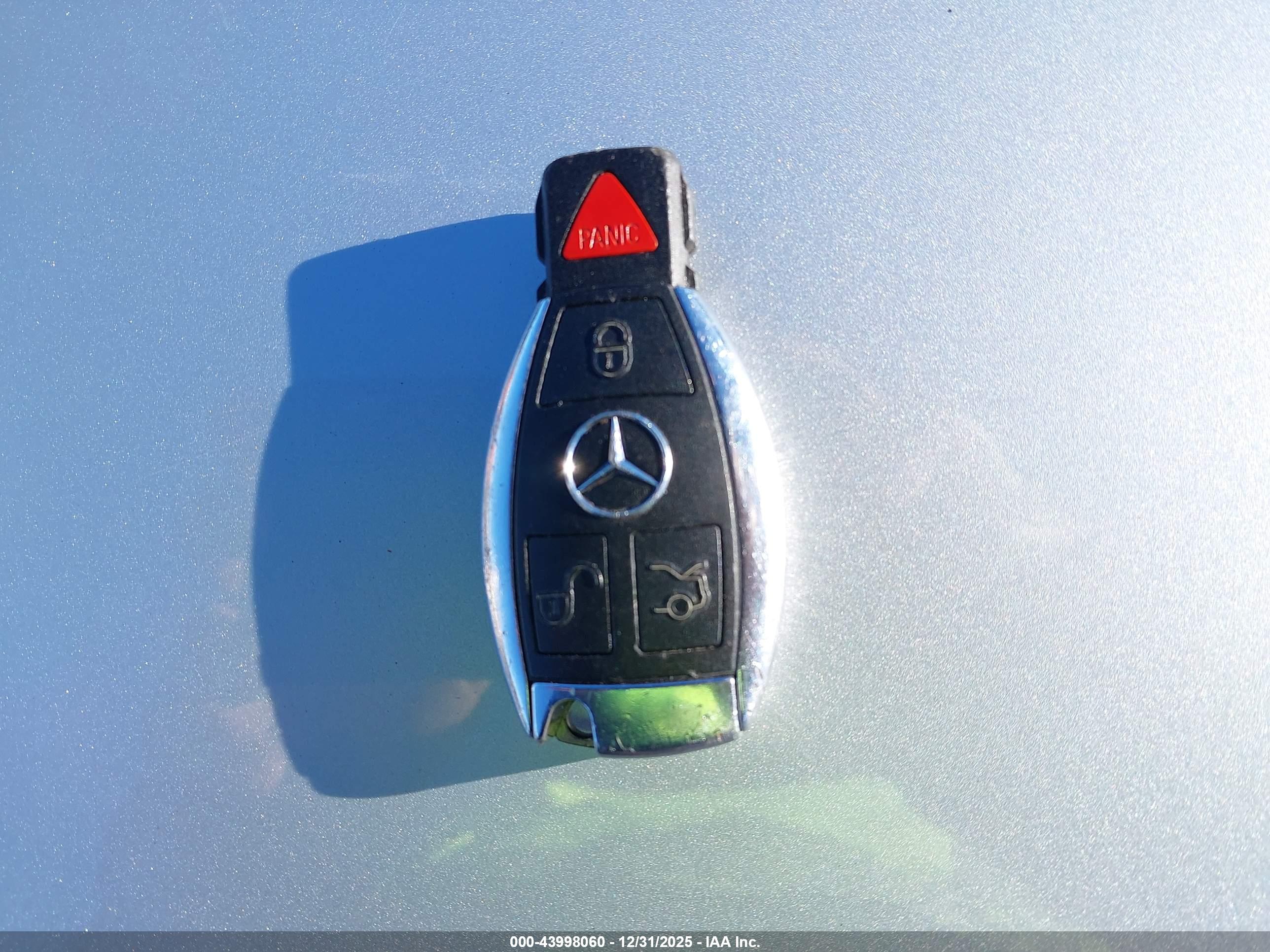 MERCEDES-BENZ C image 11