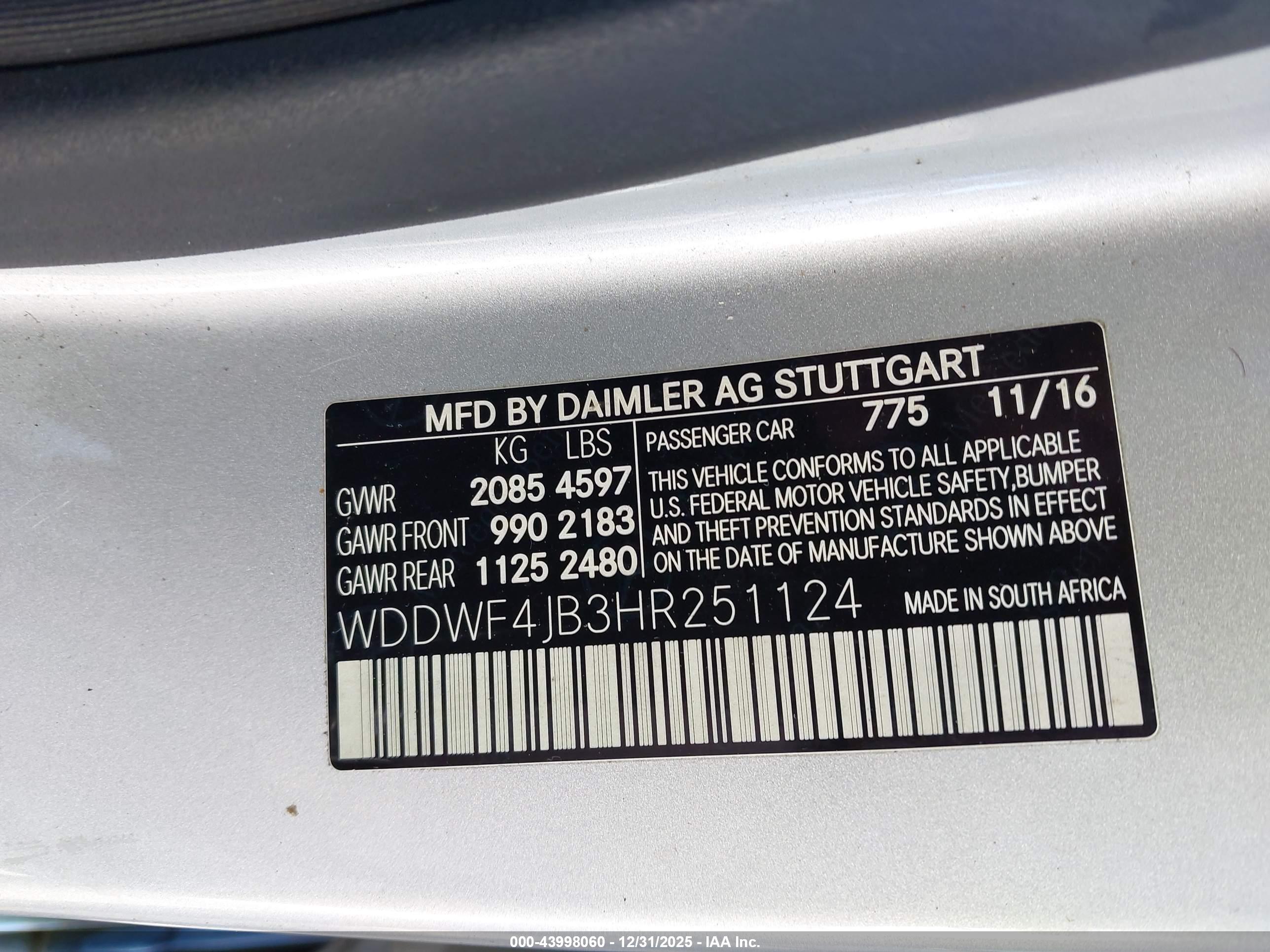MERCEDES-BENZ C image 9