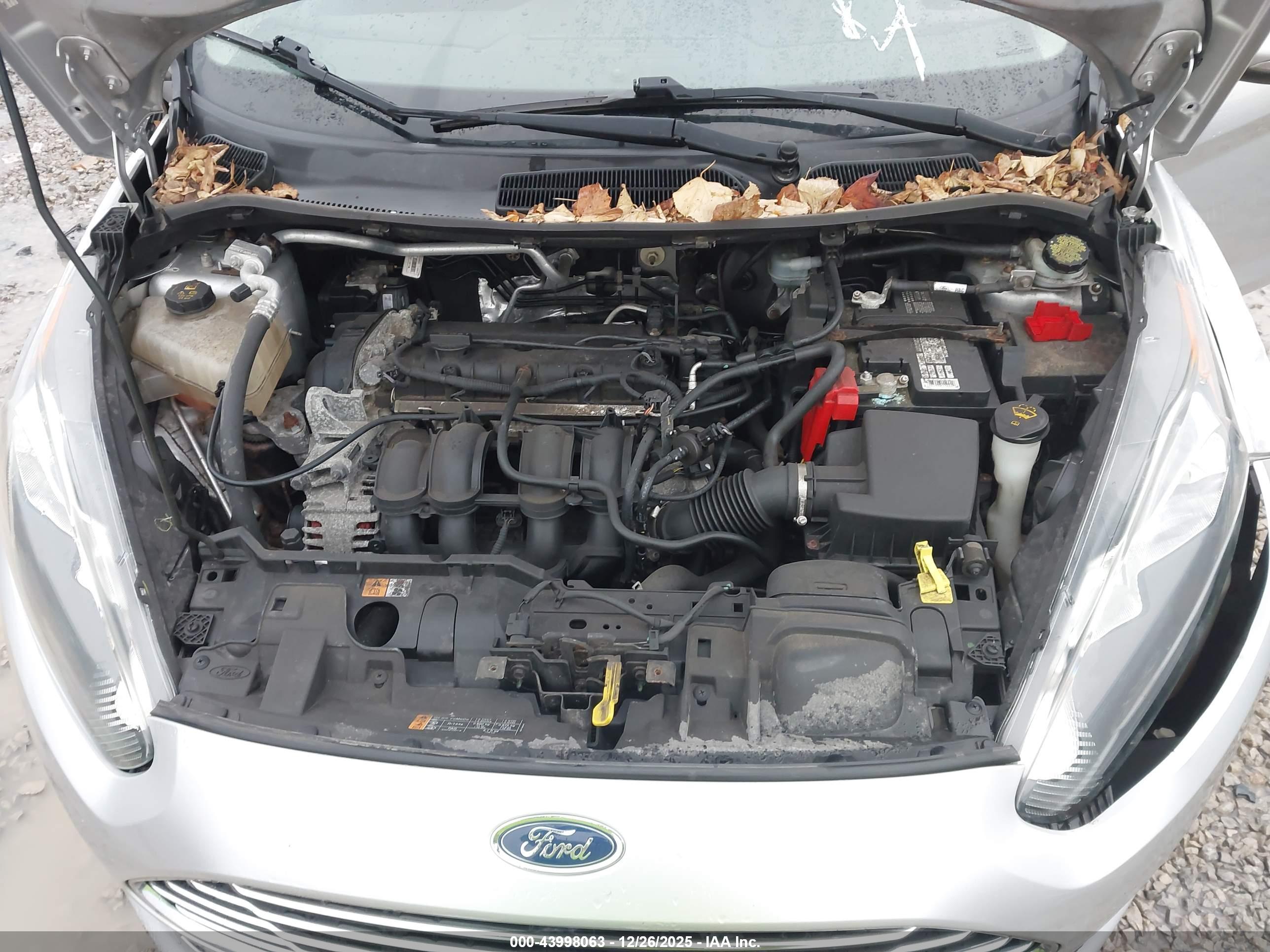 FORD FIESTA image 10