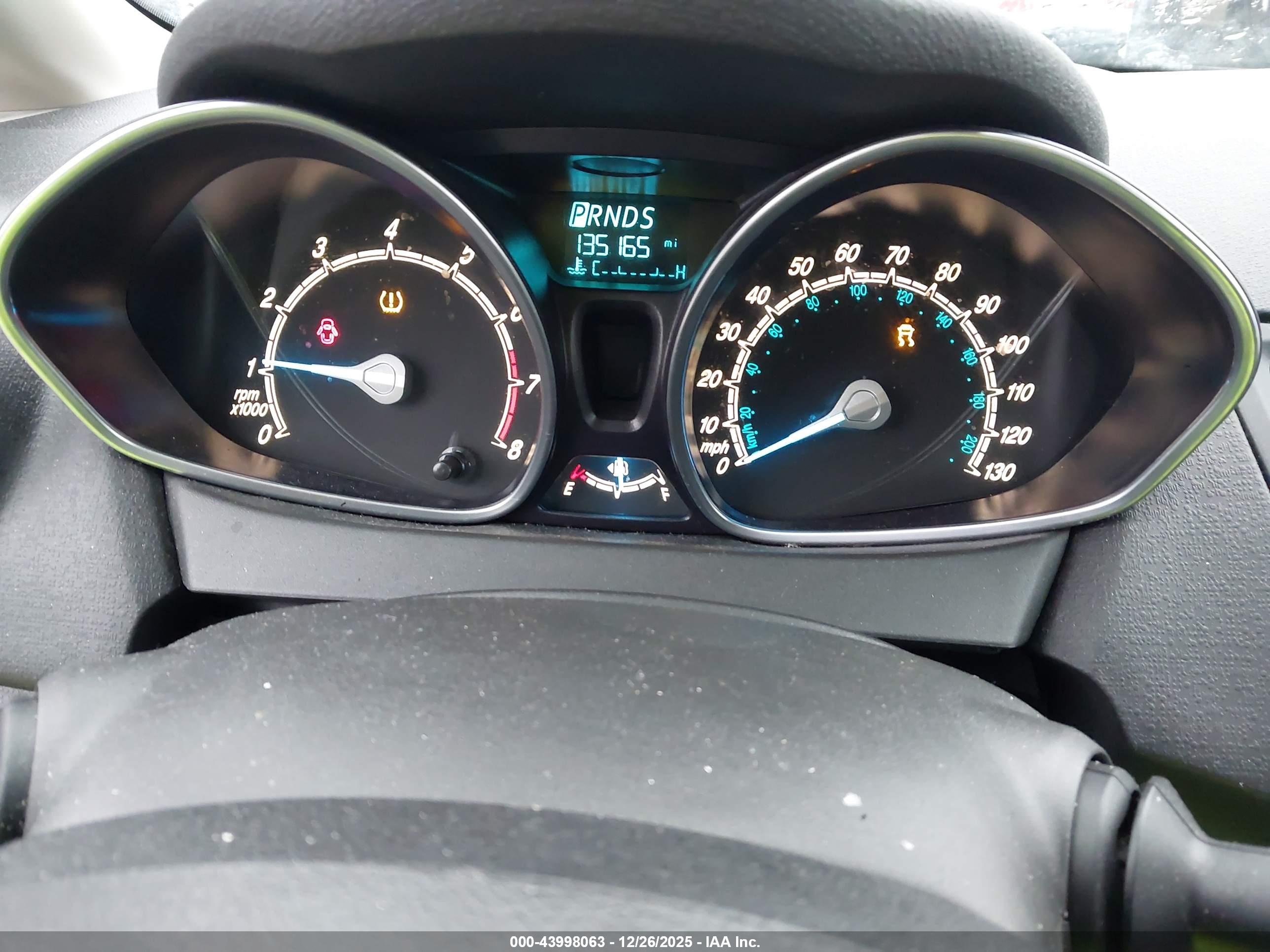FORD FIESTA image 7