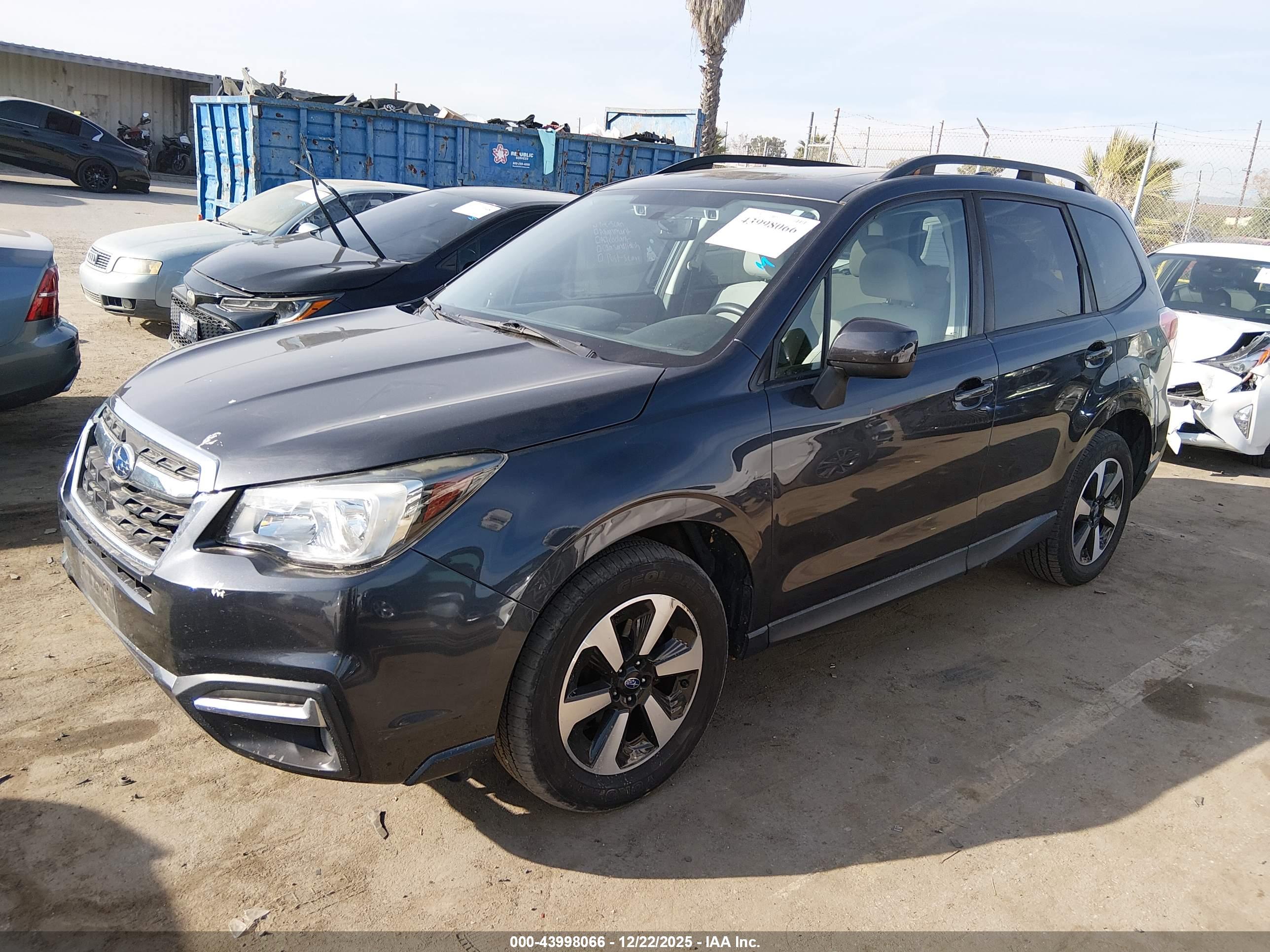 SUBARU FORESTER image 2