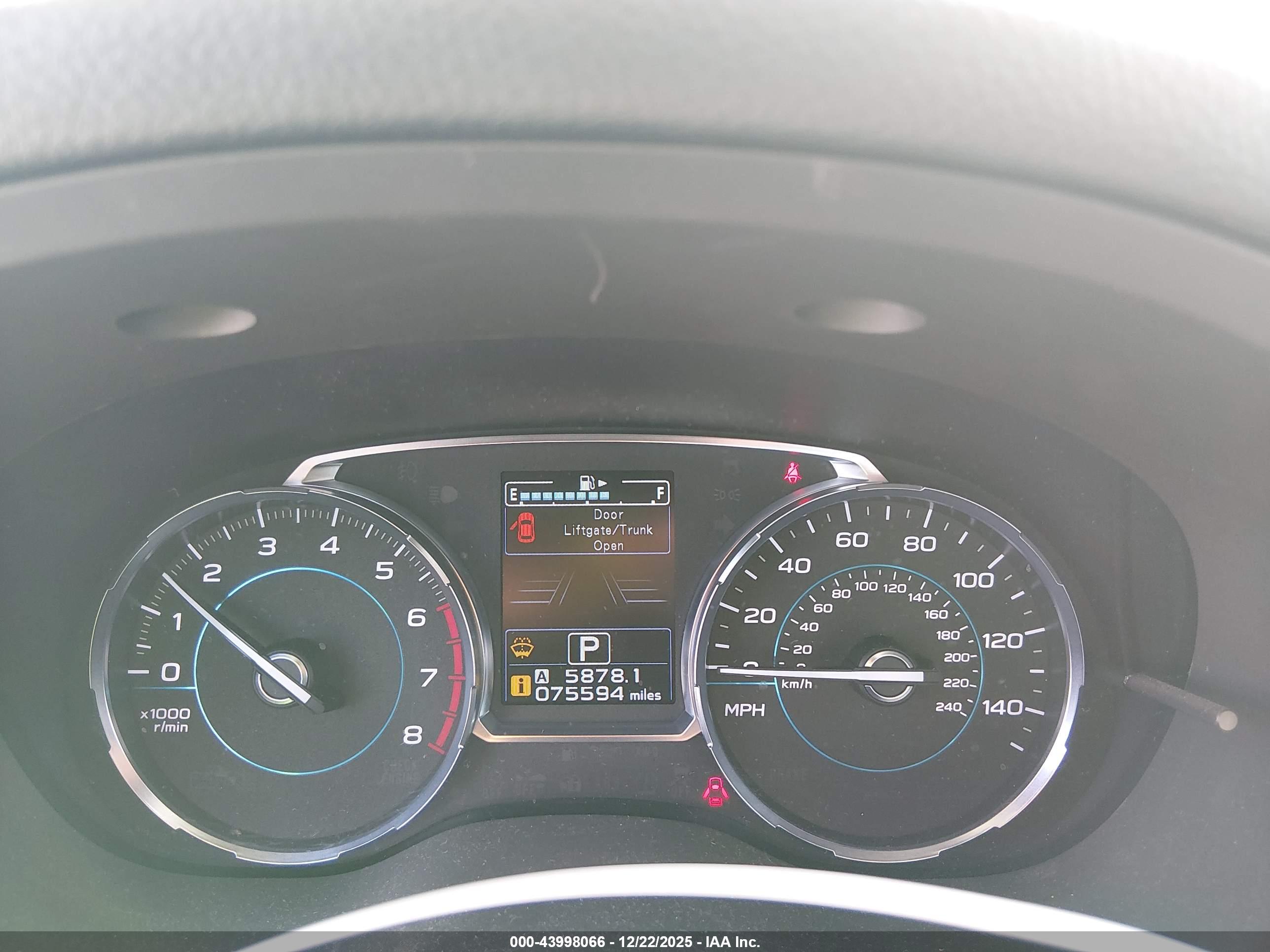 SUBARU FORESTER image 7