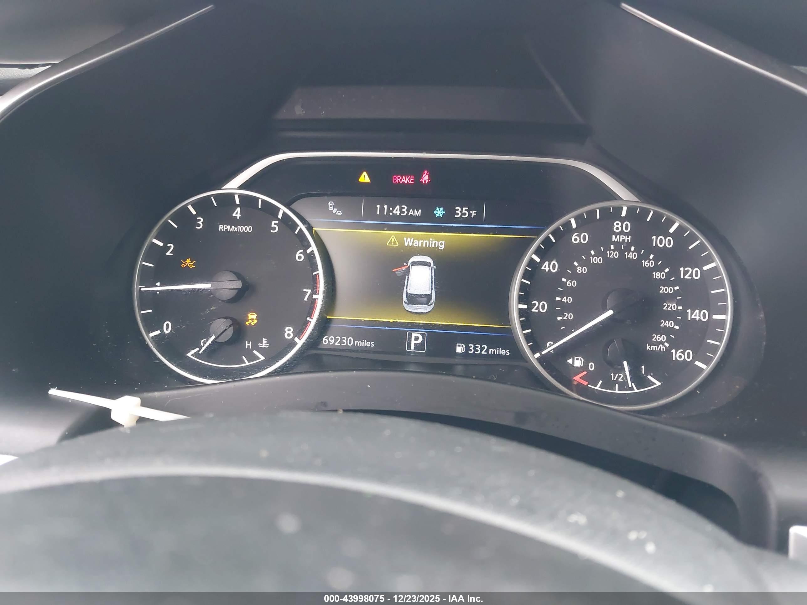 NISSAN MURANO image 7