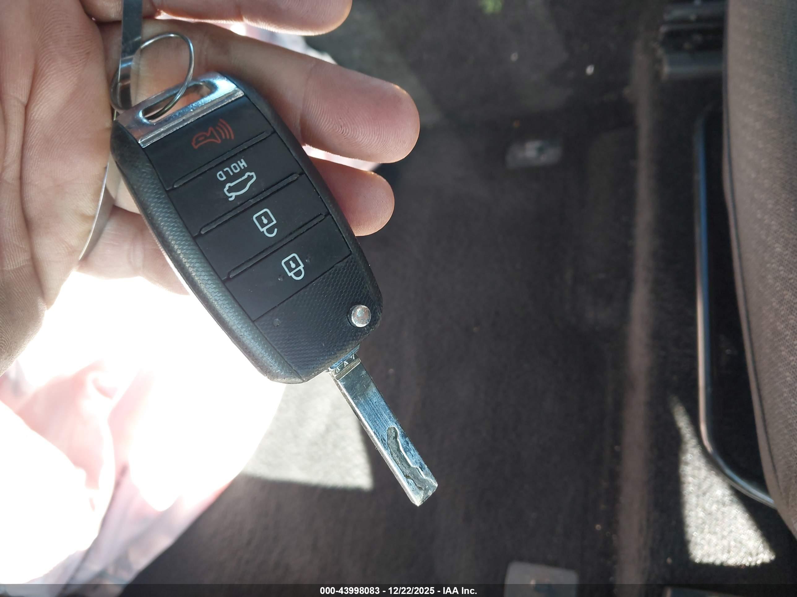 KIA OPTIMA image 11