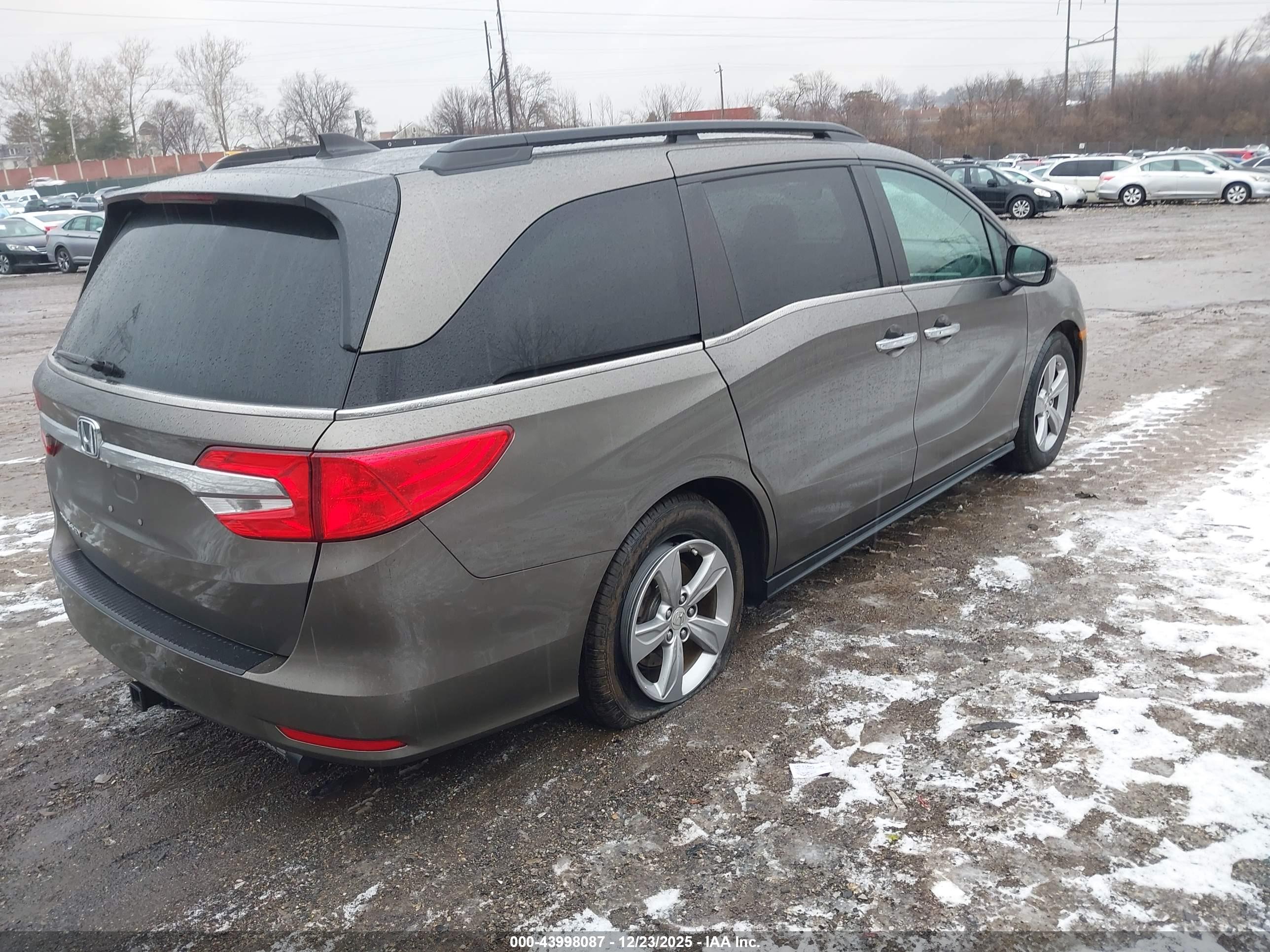 HONDA ODYSSEY image 4