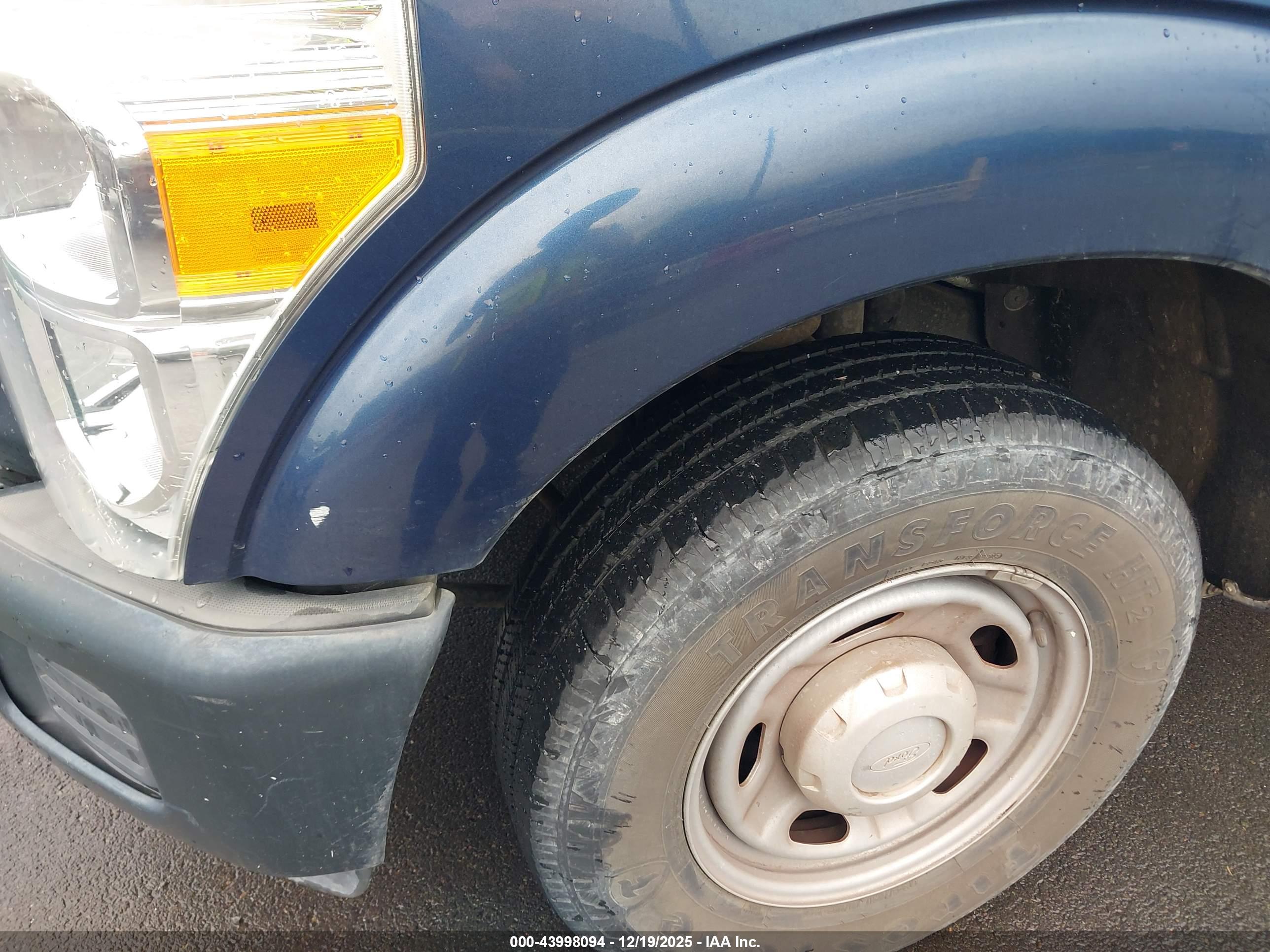 FORD F-250 image 6