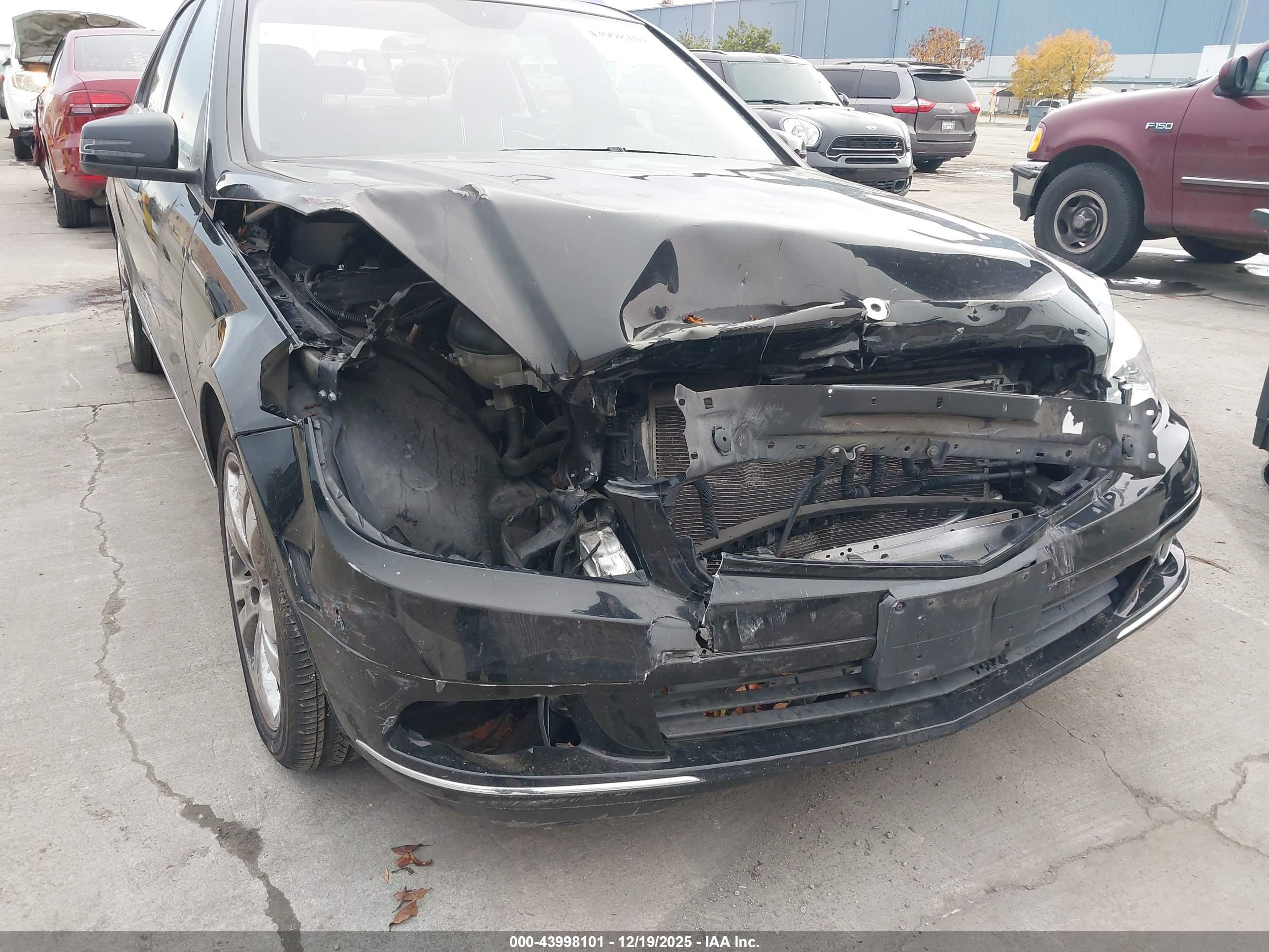 MERCEDES-BENZ C image 6